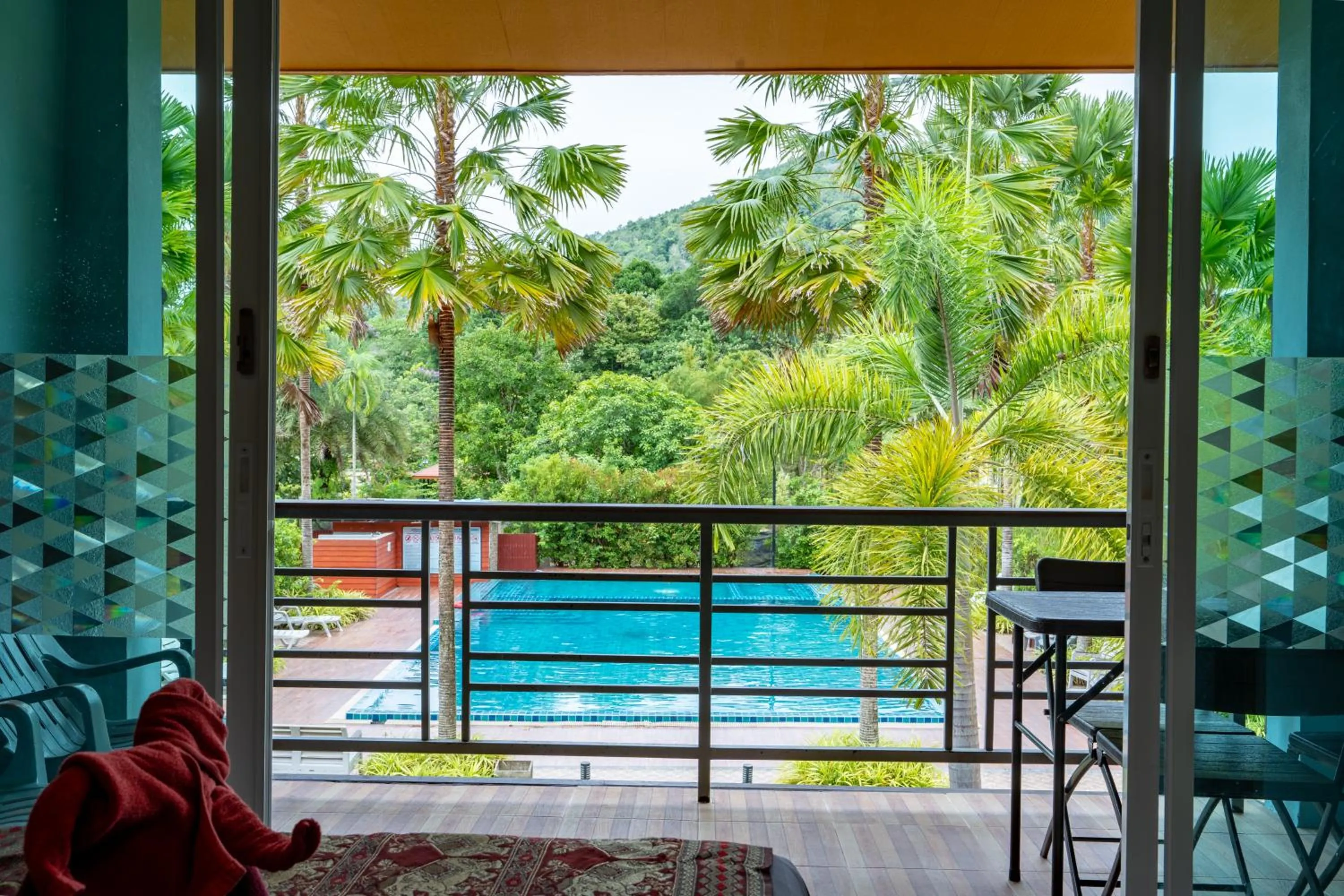 Khaosok Rainforest Resort