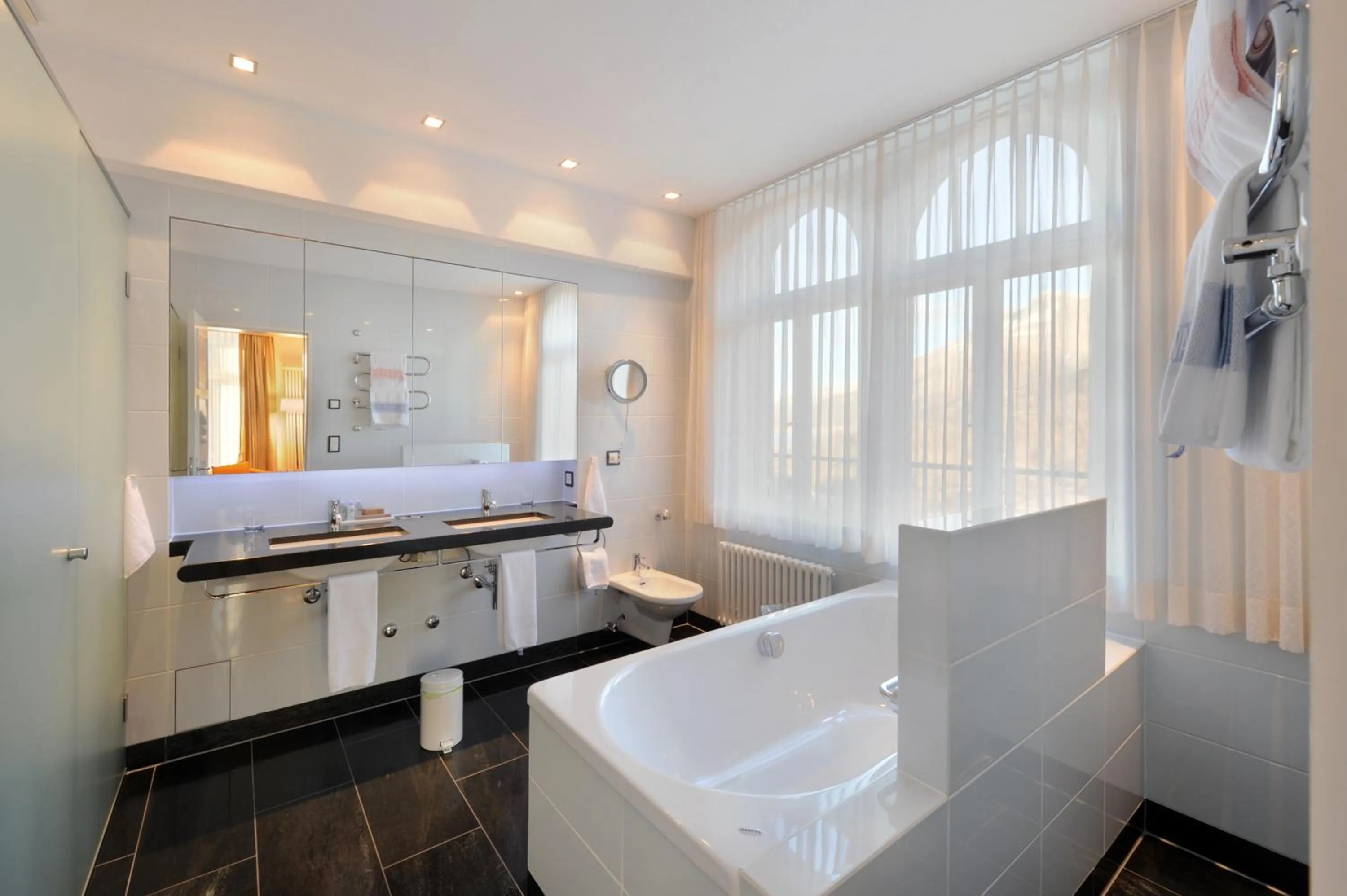 Photo of the whole room, Bed in Hotel Waldhaus Sils