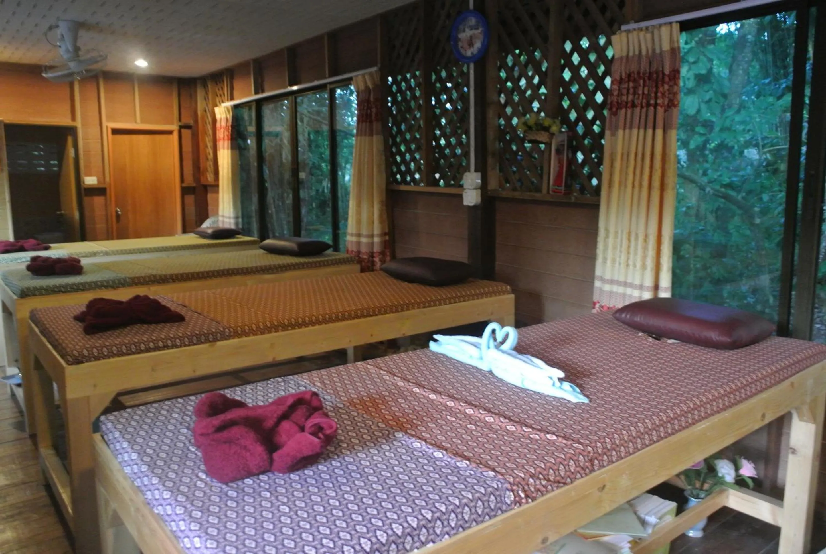 Bed in Khaosok Island Resort