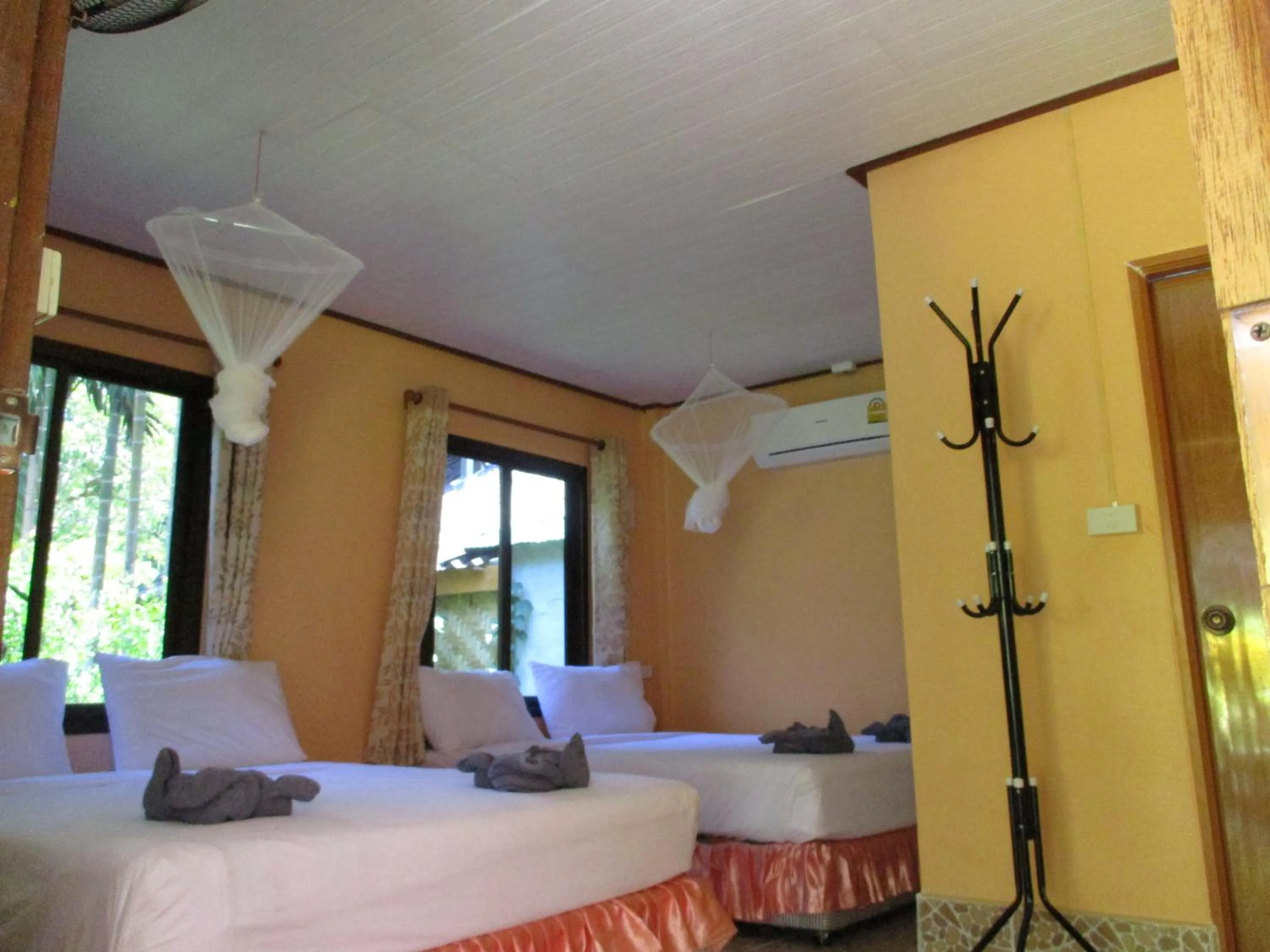 Bed in Khaosok Island Resort