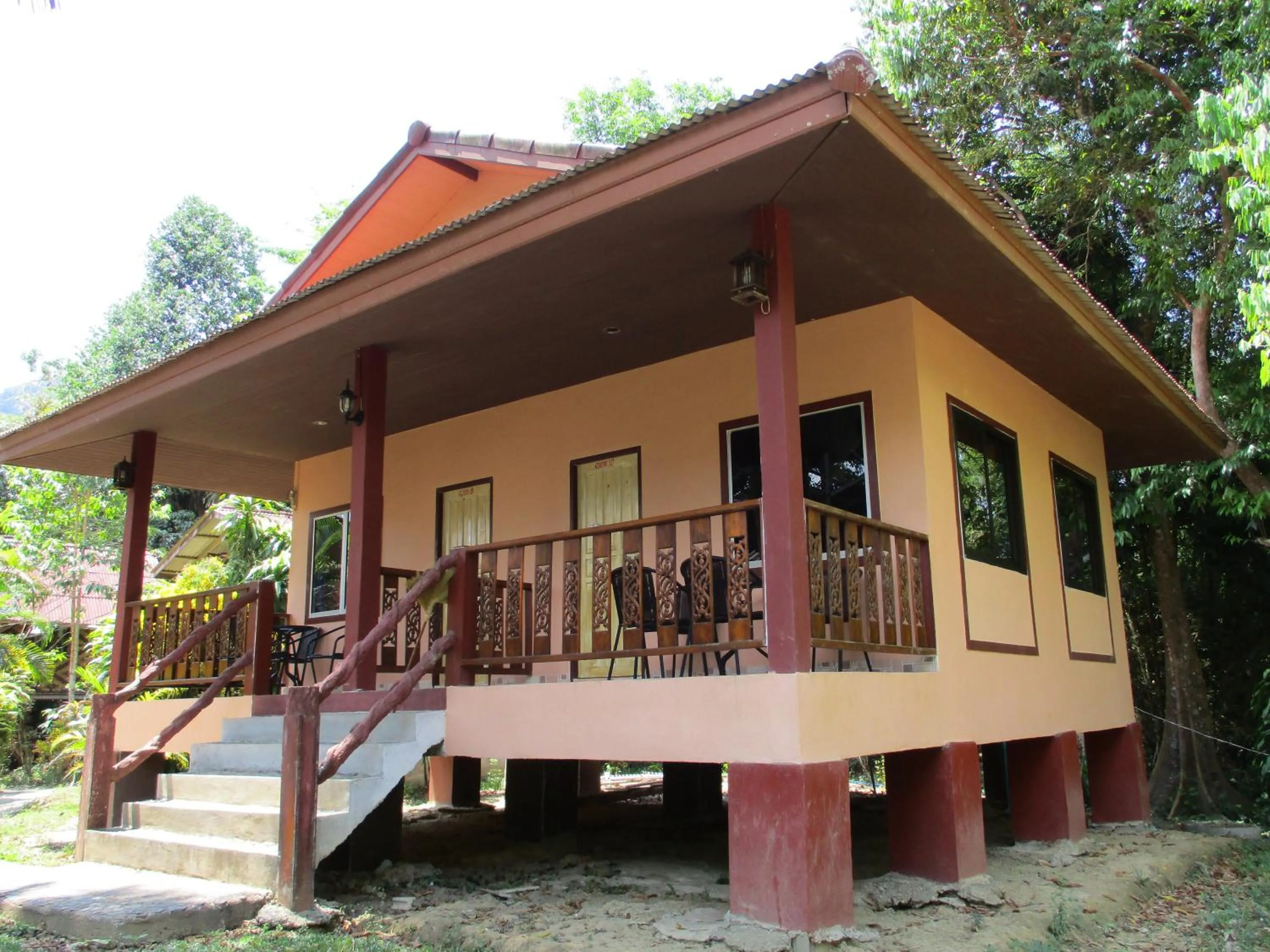 Property building in Khaosok Island Resort