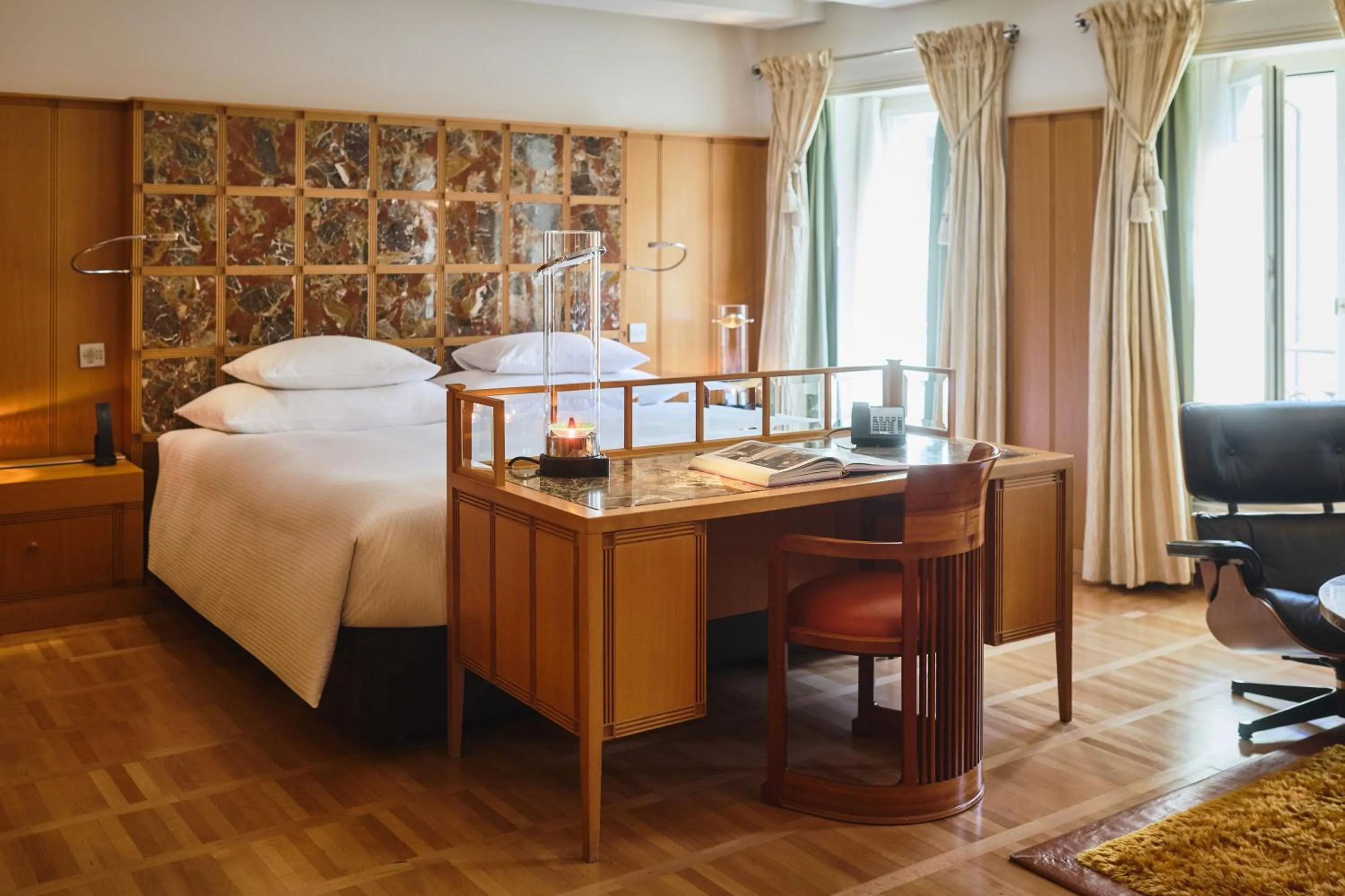 Bedroom, Bed in Widder Hotel - Zurichs Luxury Hideaway