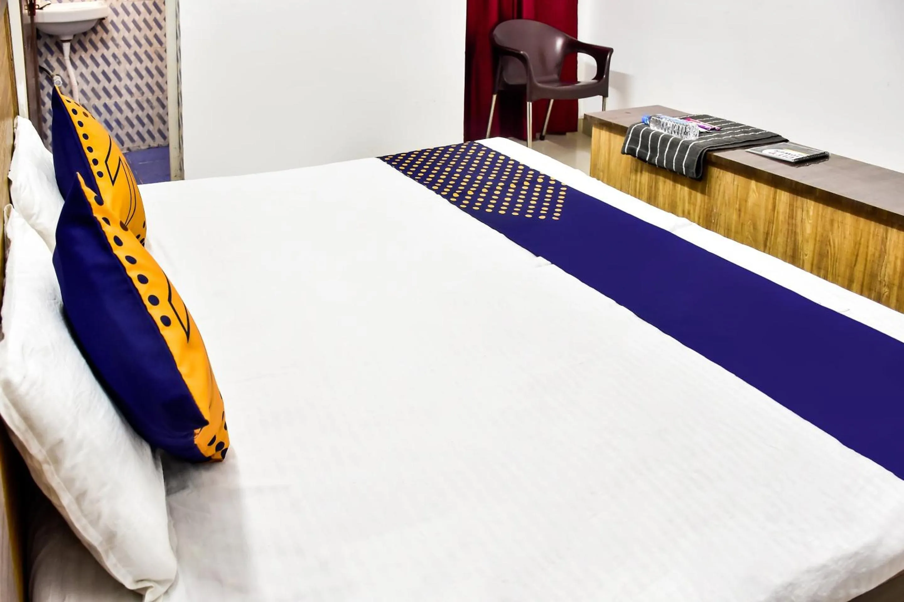 Bedroom in SPOT ON City Tower Inn