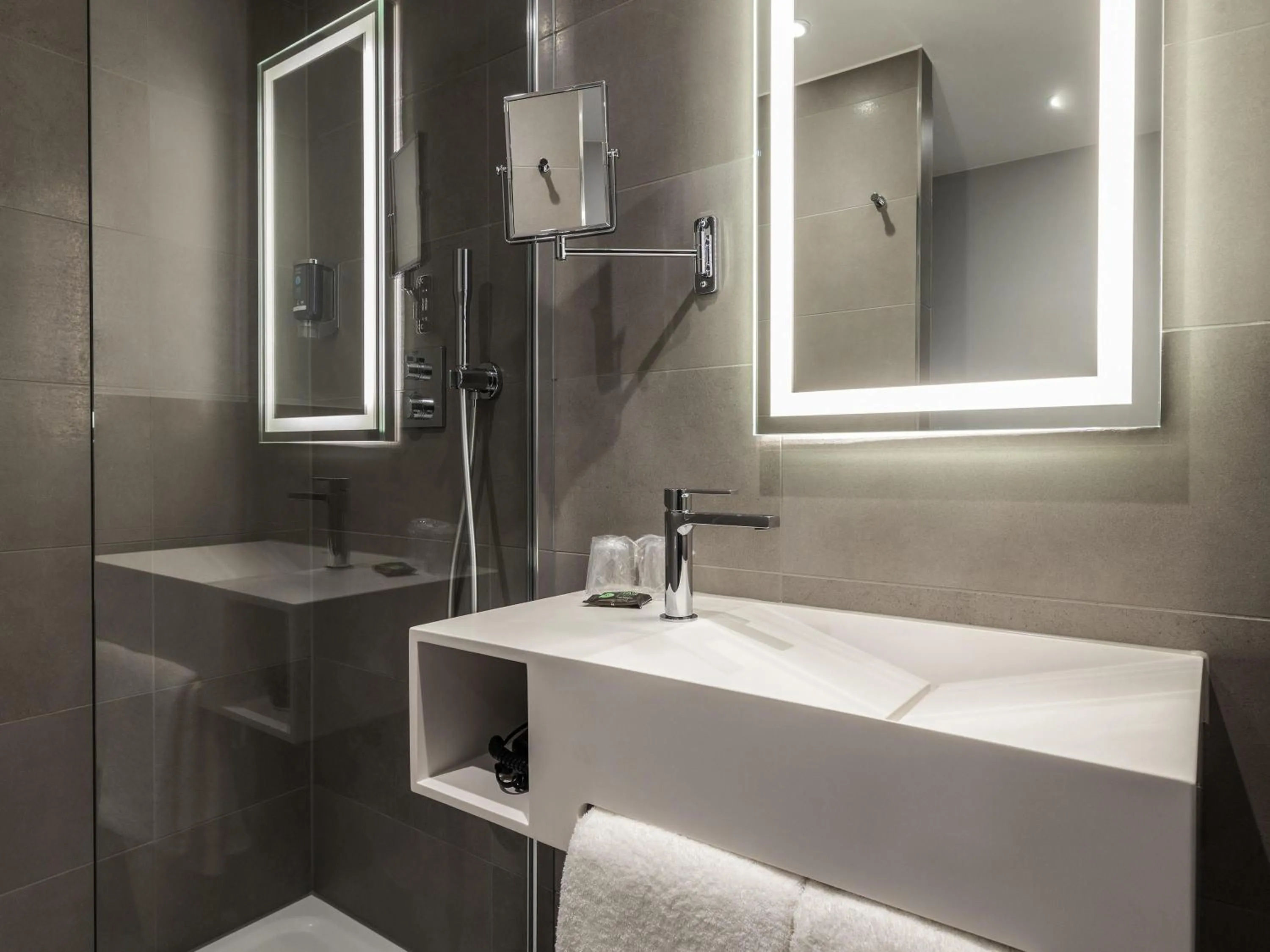 Bedroom in Novotel Duesseldorf Airport