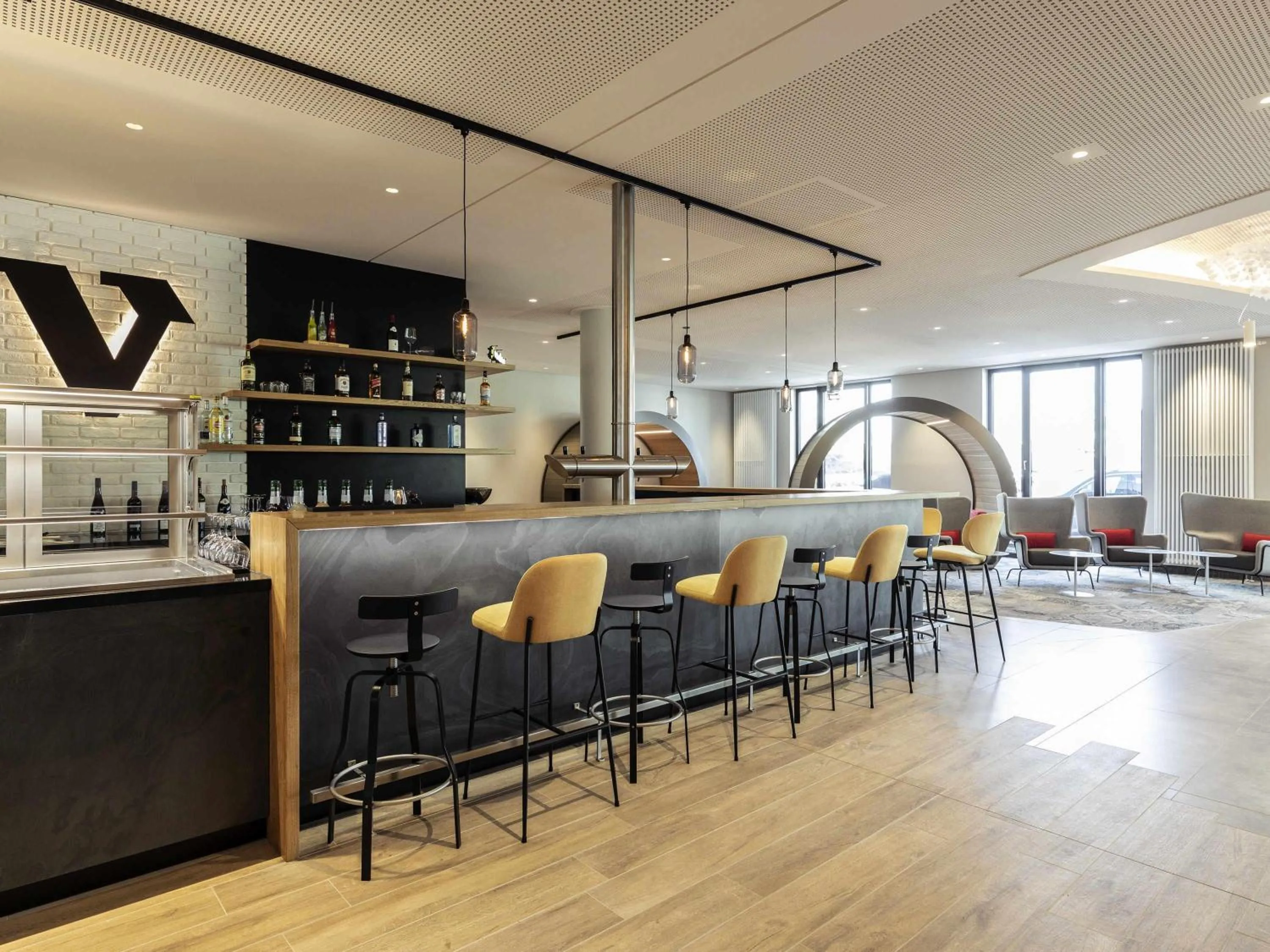 Lounge or bar in Novotel Duesseldorf Airport