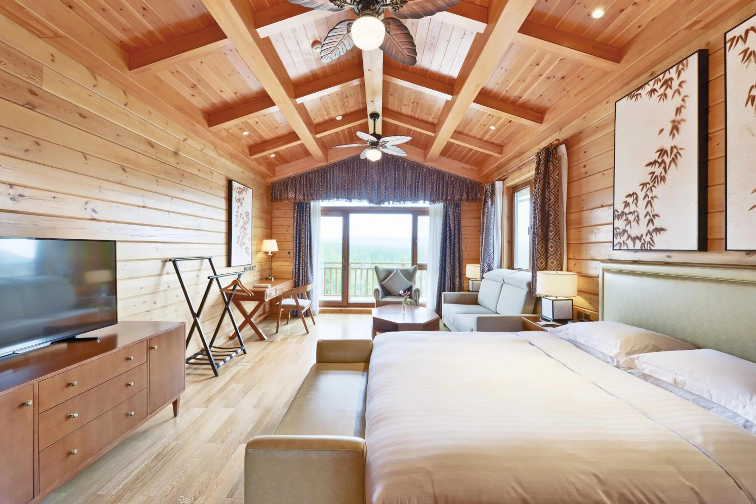 Bed in Swissôtel Resort Changbaishan