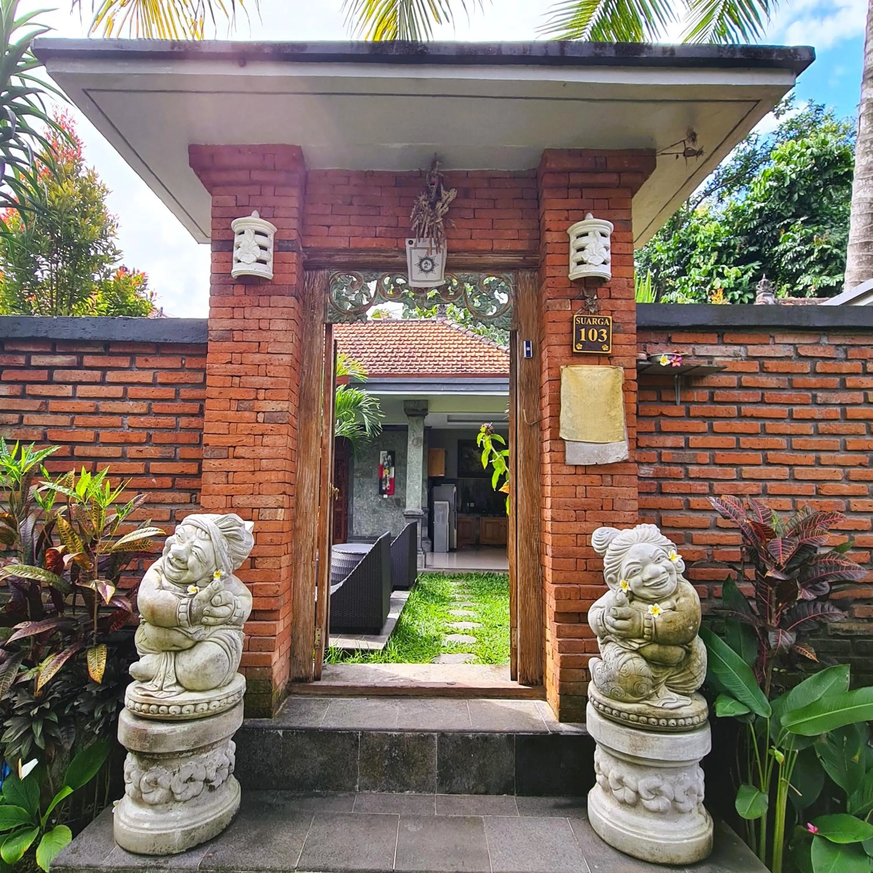 Ubud Suarga Mesari Private Pool Villa