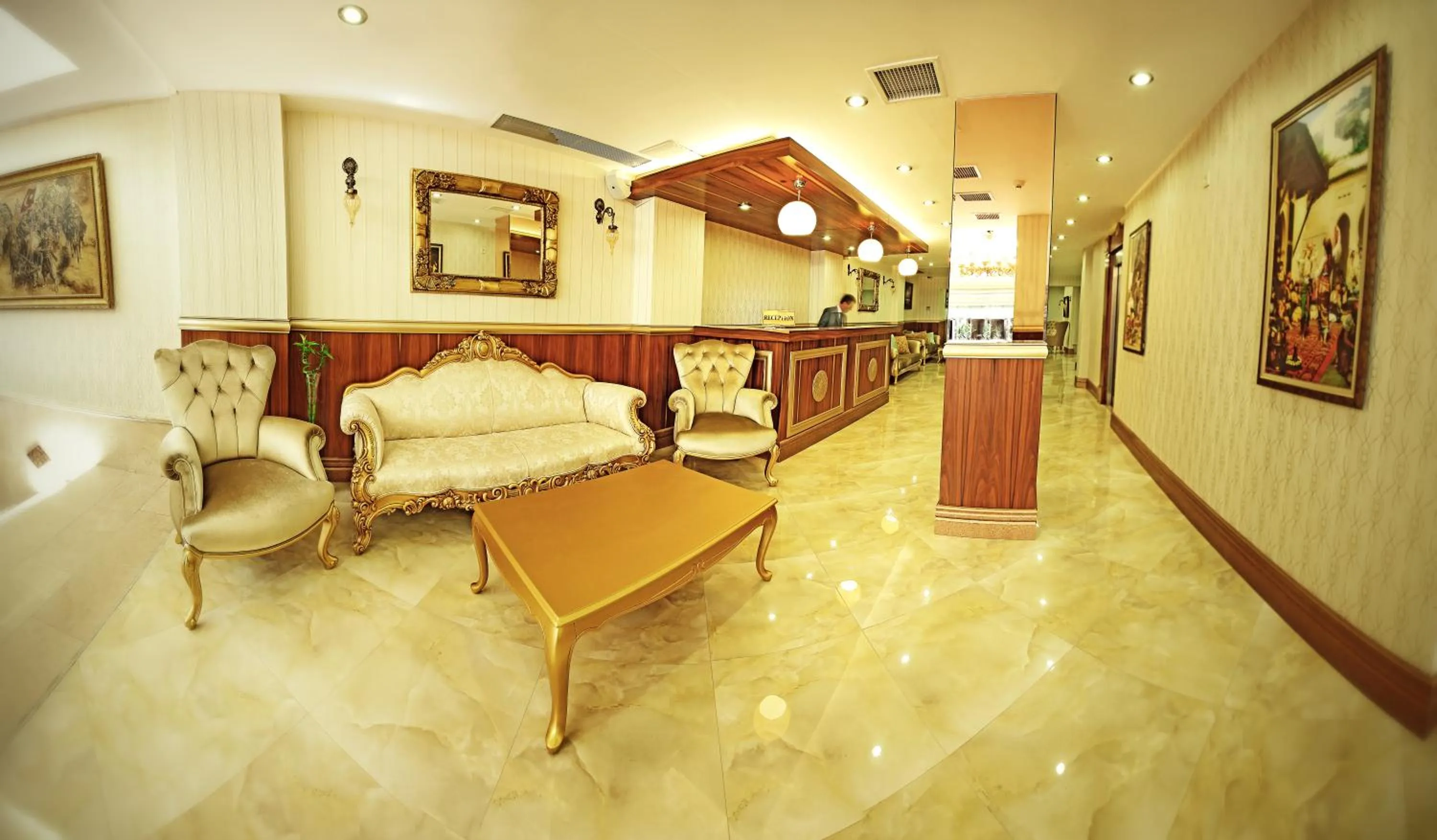 Lobby or reception in Taksim Cuento Hotel
