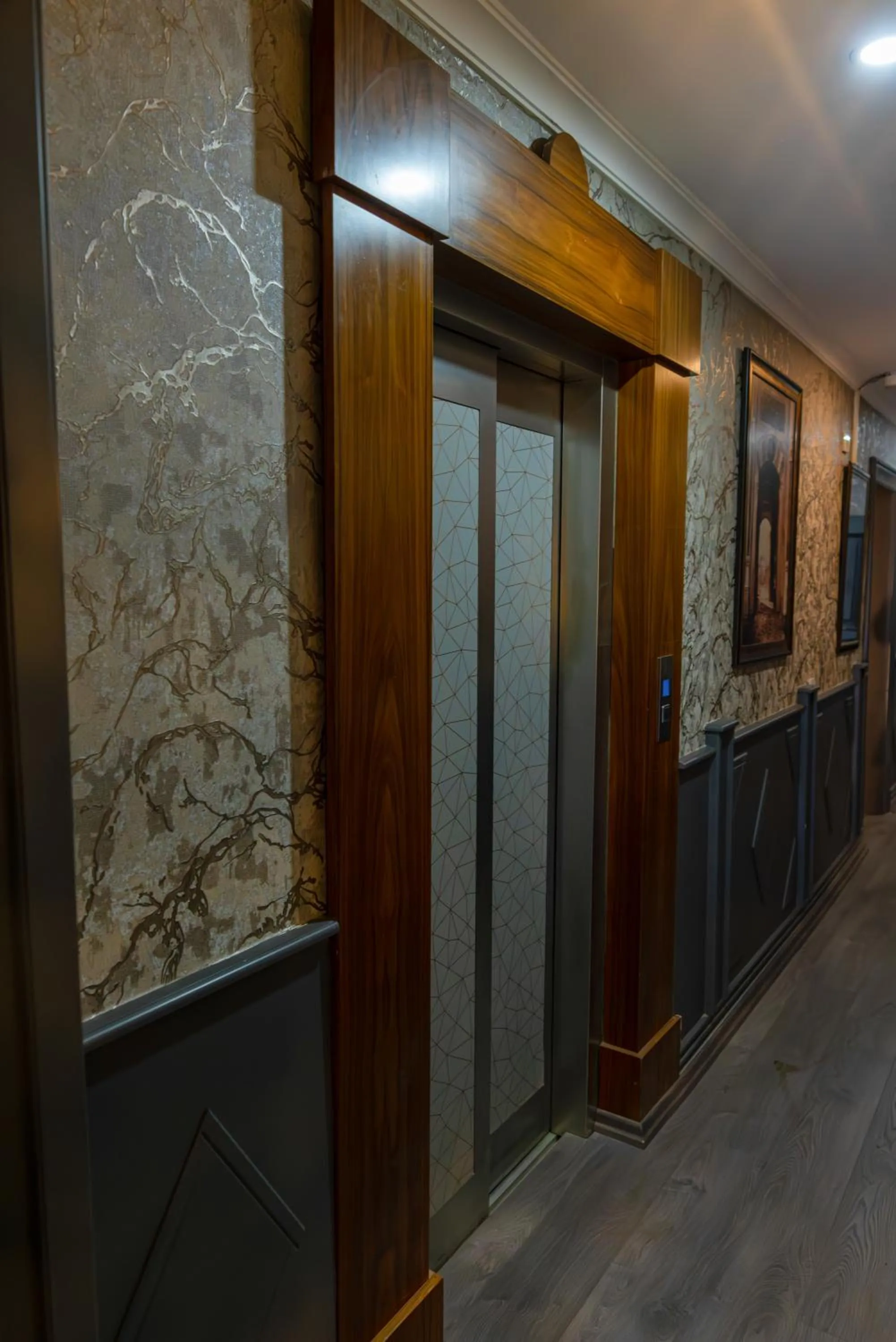 elevator in Taksim Cuento Hotel