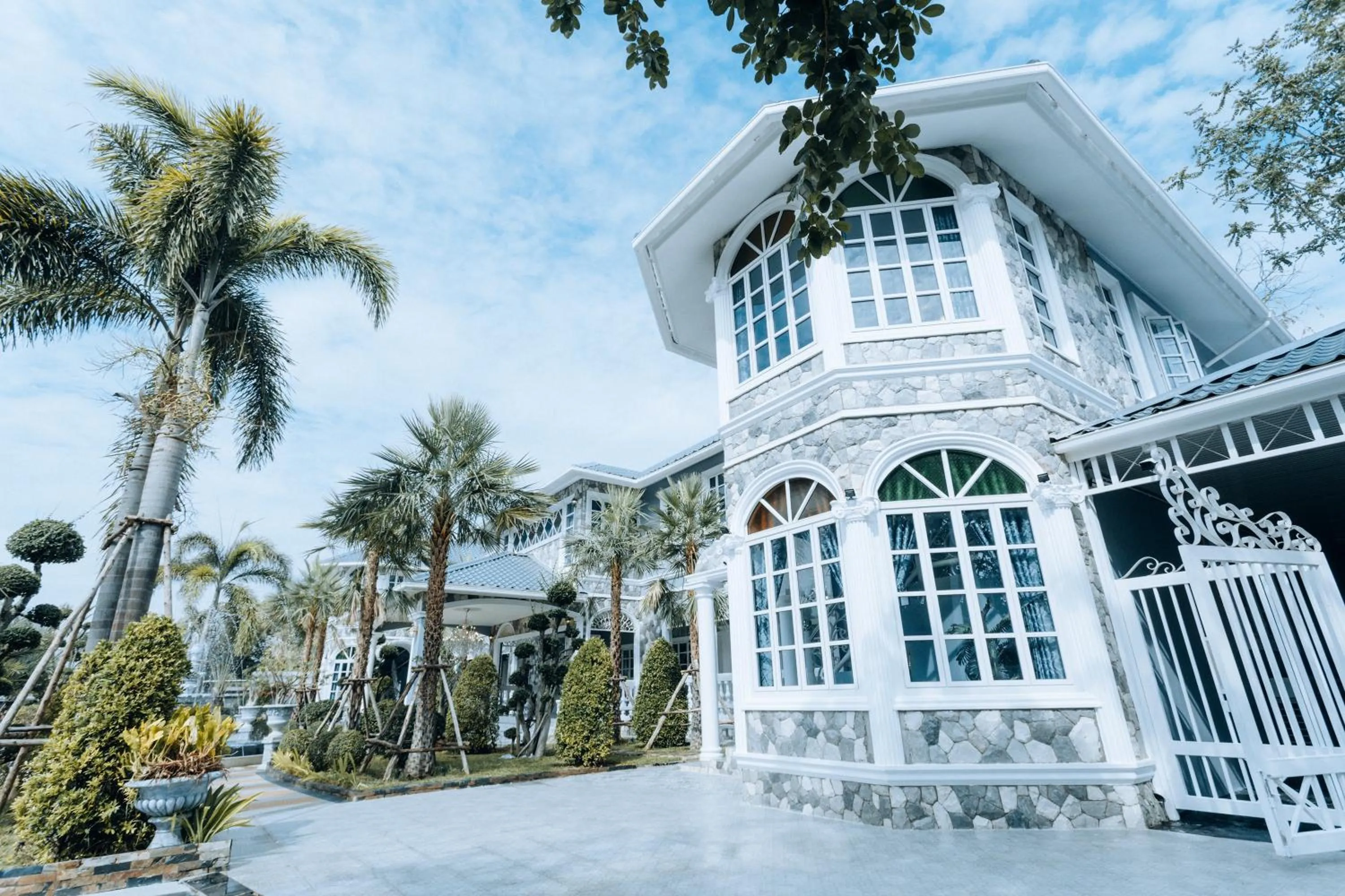 Property building in BB Le Garden