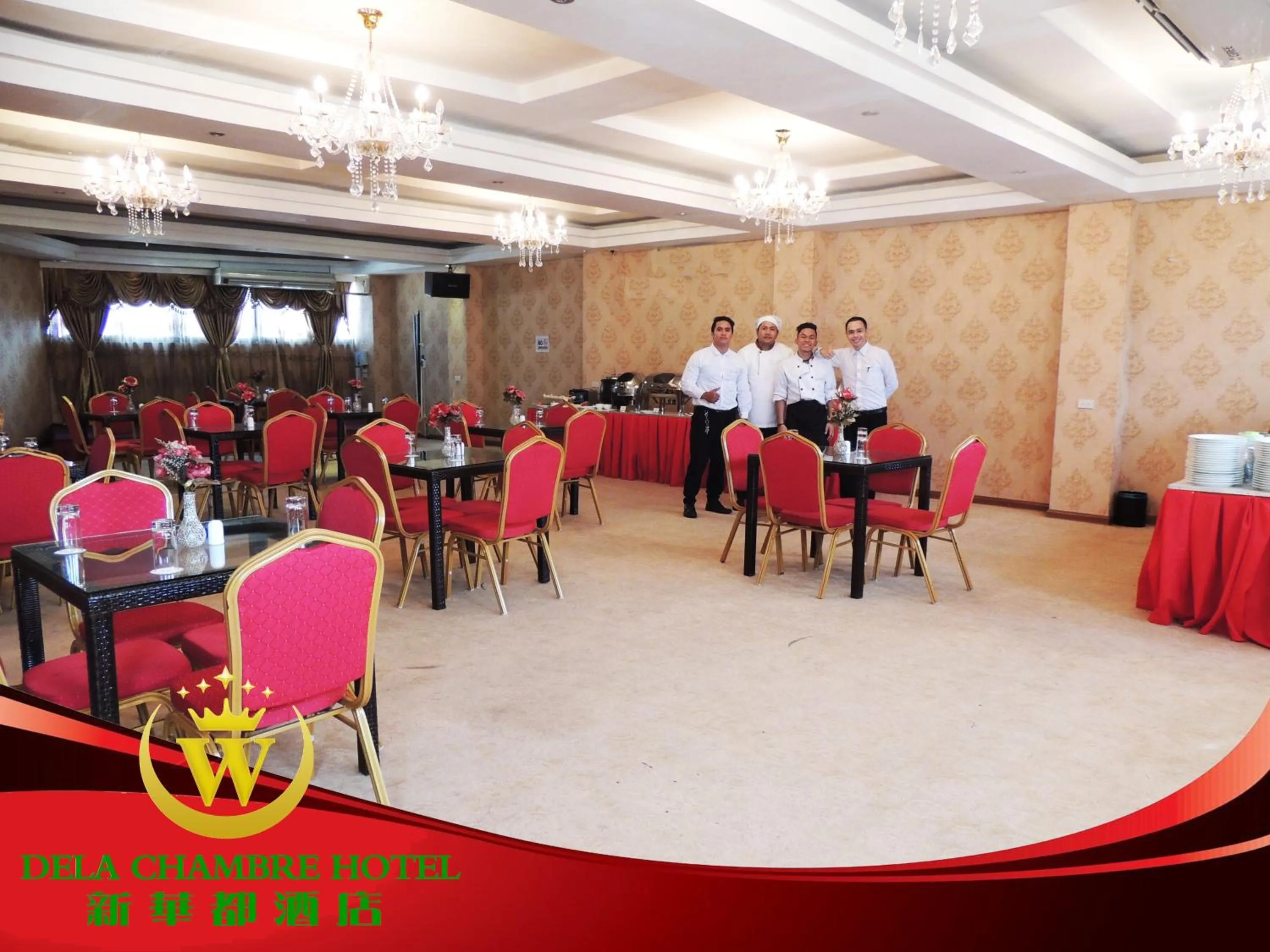 Restaurant/places to eat in Dela Chambre Hotel