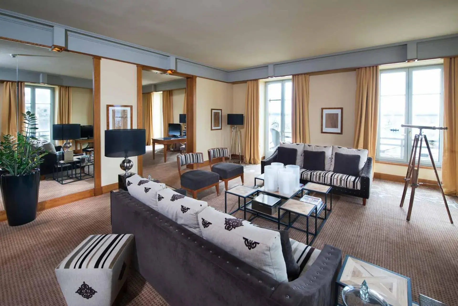 Suite with Lake View in Beau Rivage Hotel Suite with Lake View in Beau Rivage Hotel