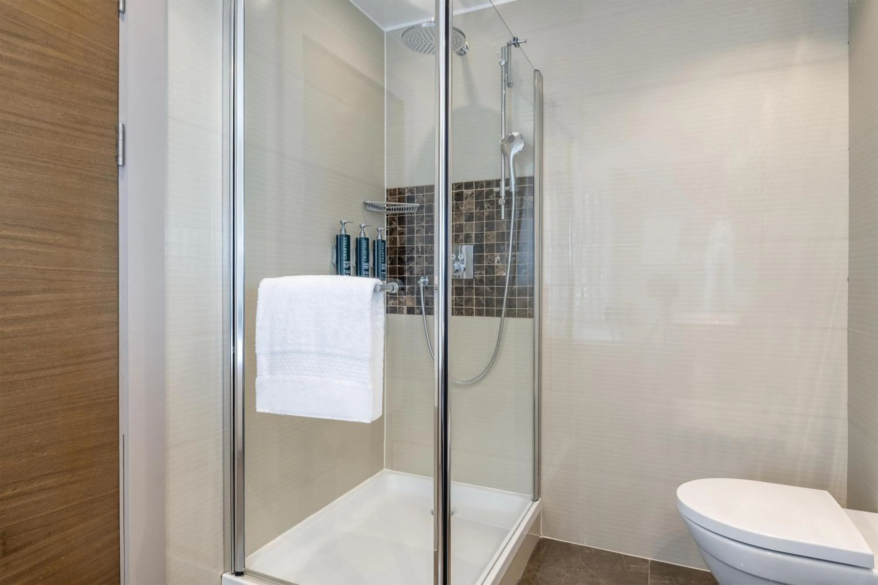 Bathroom in Hilton Geneva Hotel and Conference Centre