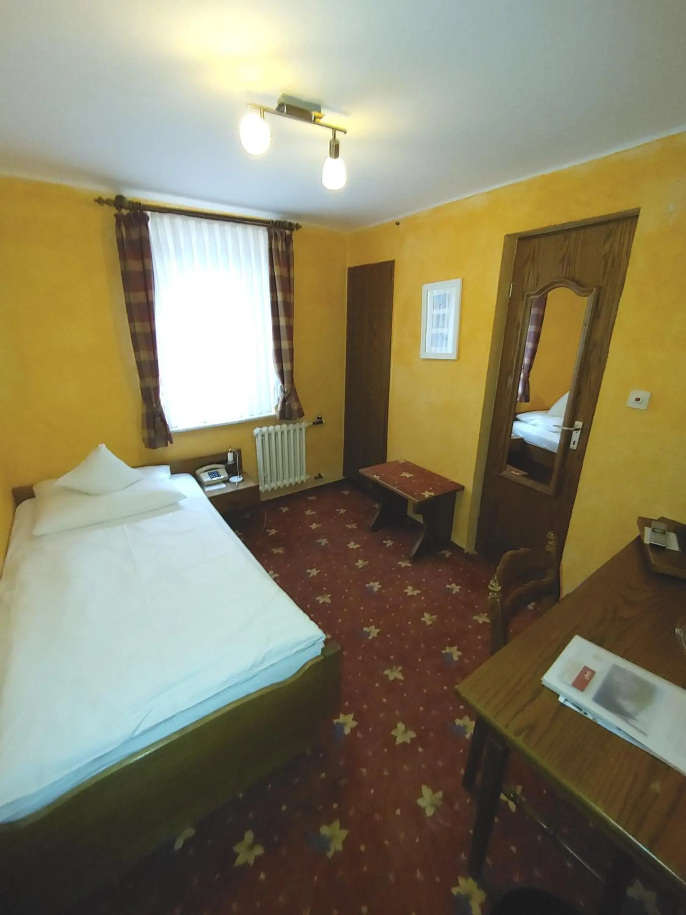 Budget Single Room - single occupancy in Berg´s Backpacker Budget Single Room - single occupancy in Berg´s Backpacker