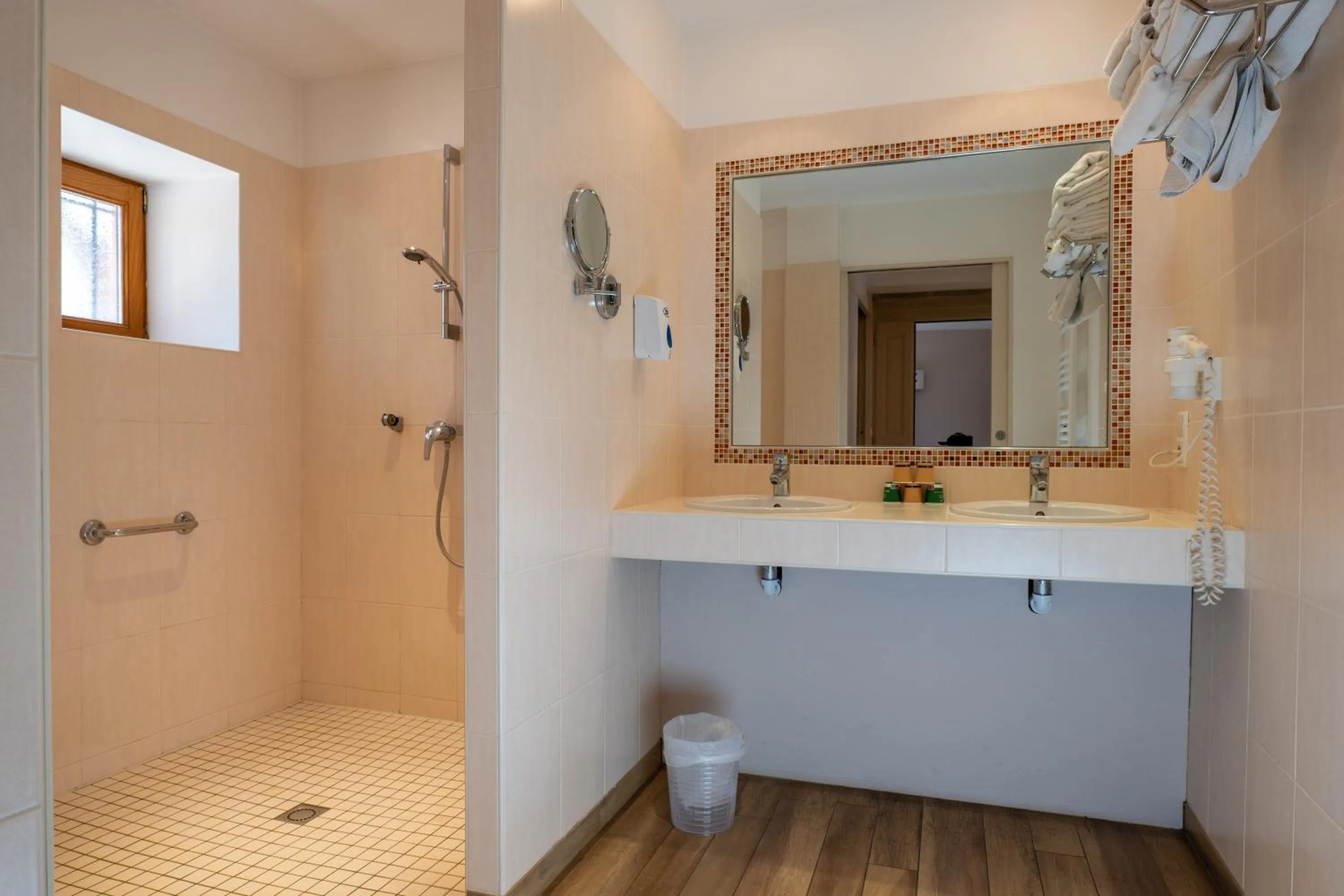 Bathroom in Hotel Village Motel