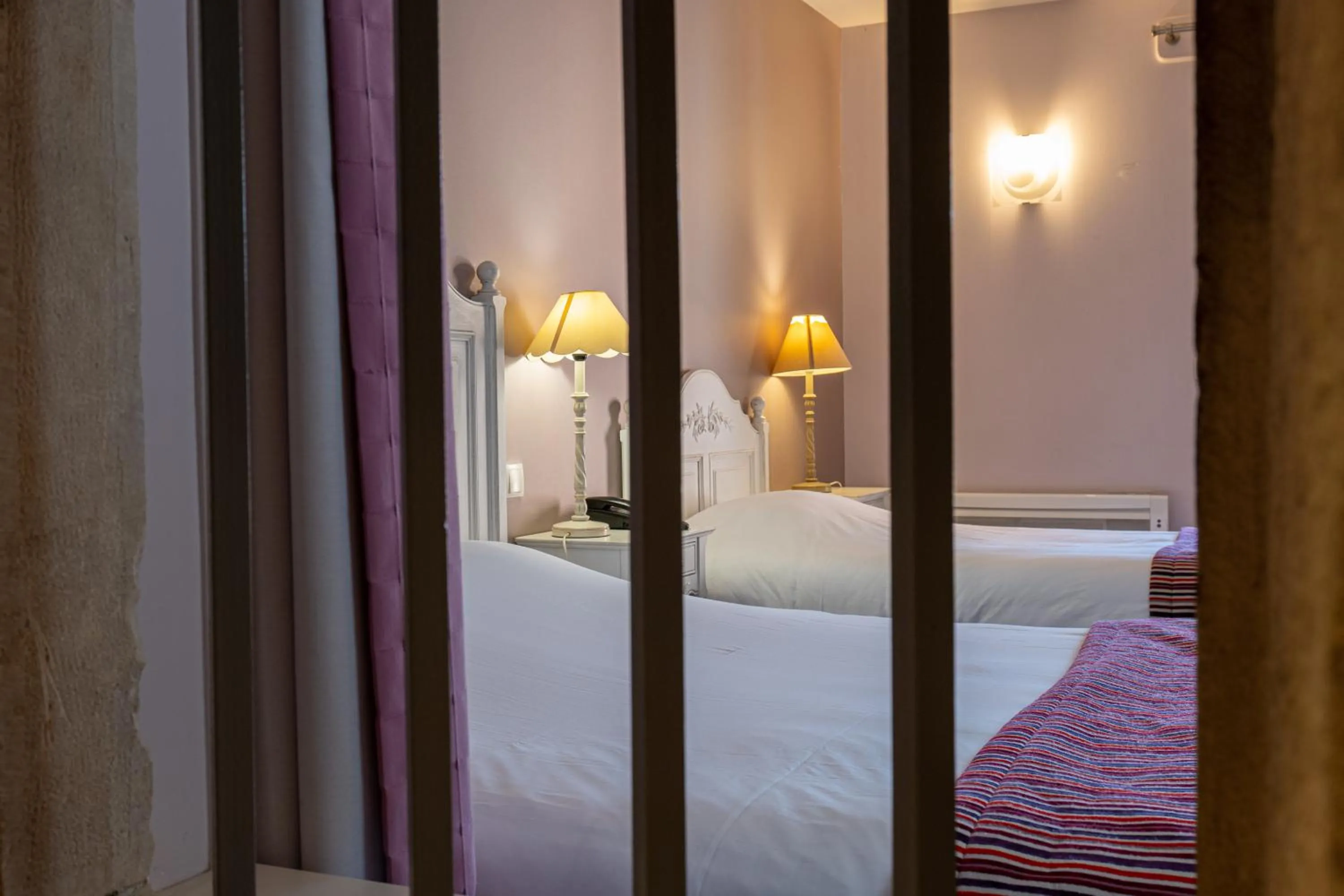 Photo of the whole room, Bed in Hotel Village Motel