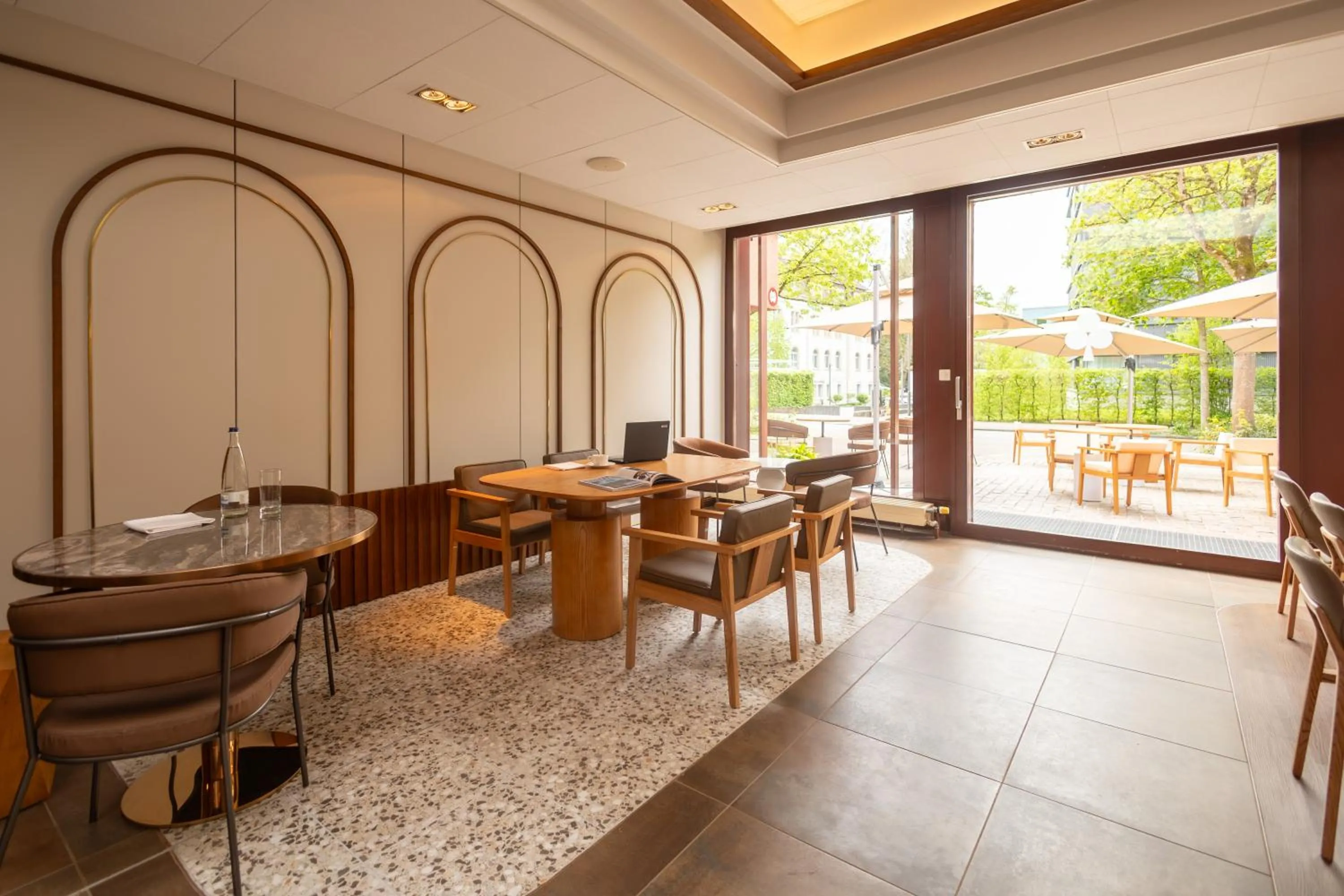 Restaurant/places to eat in Ramada by Wyndham Baden Hotel du Parc