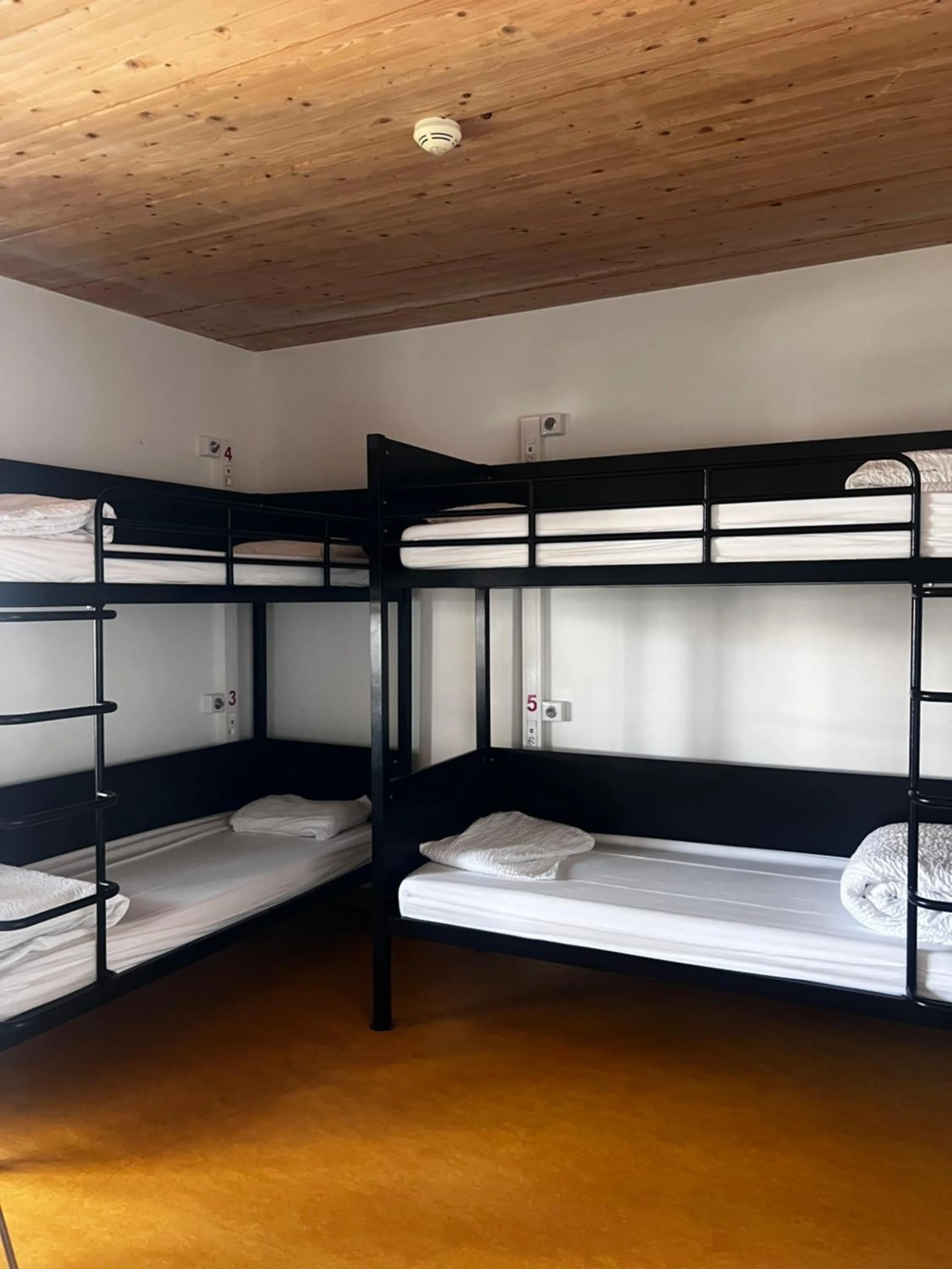 Bed in Auberge de Jeunesse HI Paris Yves Robert