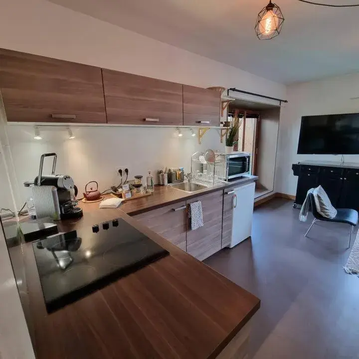 Two-Bedroom Apartment with Terrace in Auberge de Jeunesse HI Paris Yves Robert Two-Bedroom Apartment with Terrace in Auberge de Jeunesse HI Paris Yves Robert