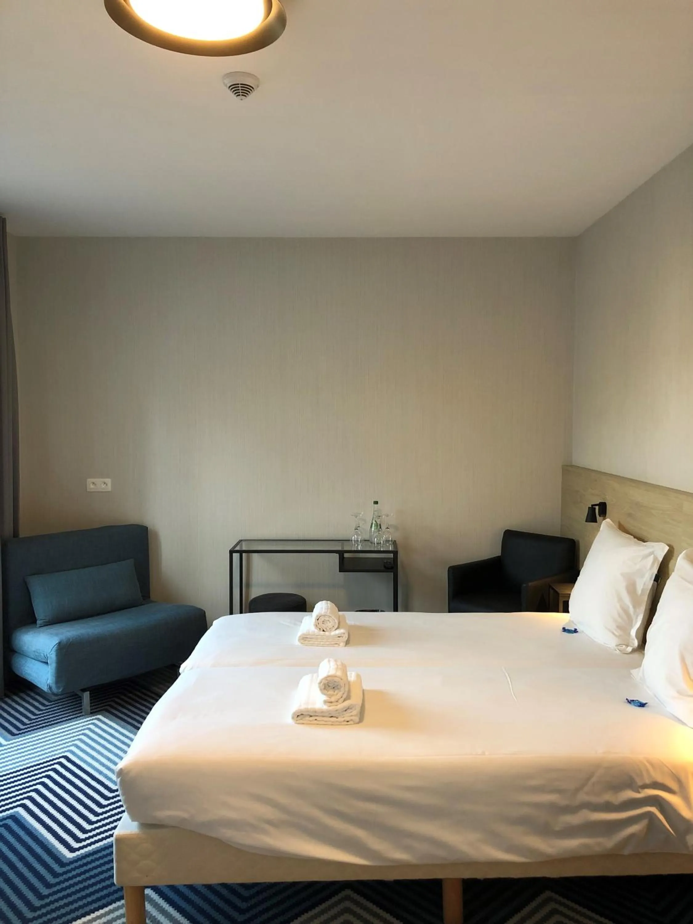 Bed in HOTEL LEHOUCK