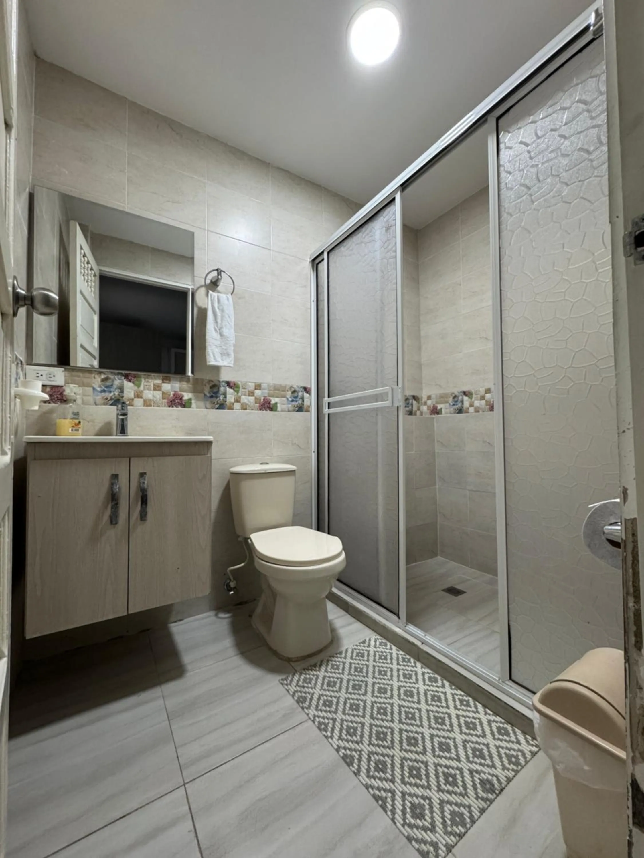 Shower in Mar de Indias House