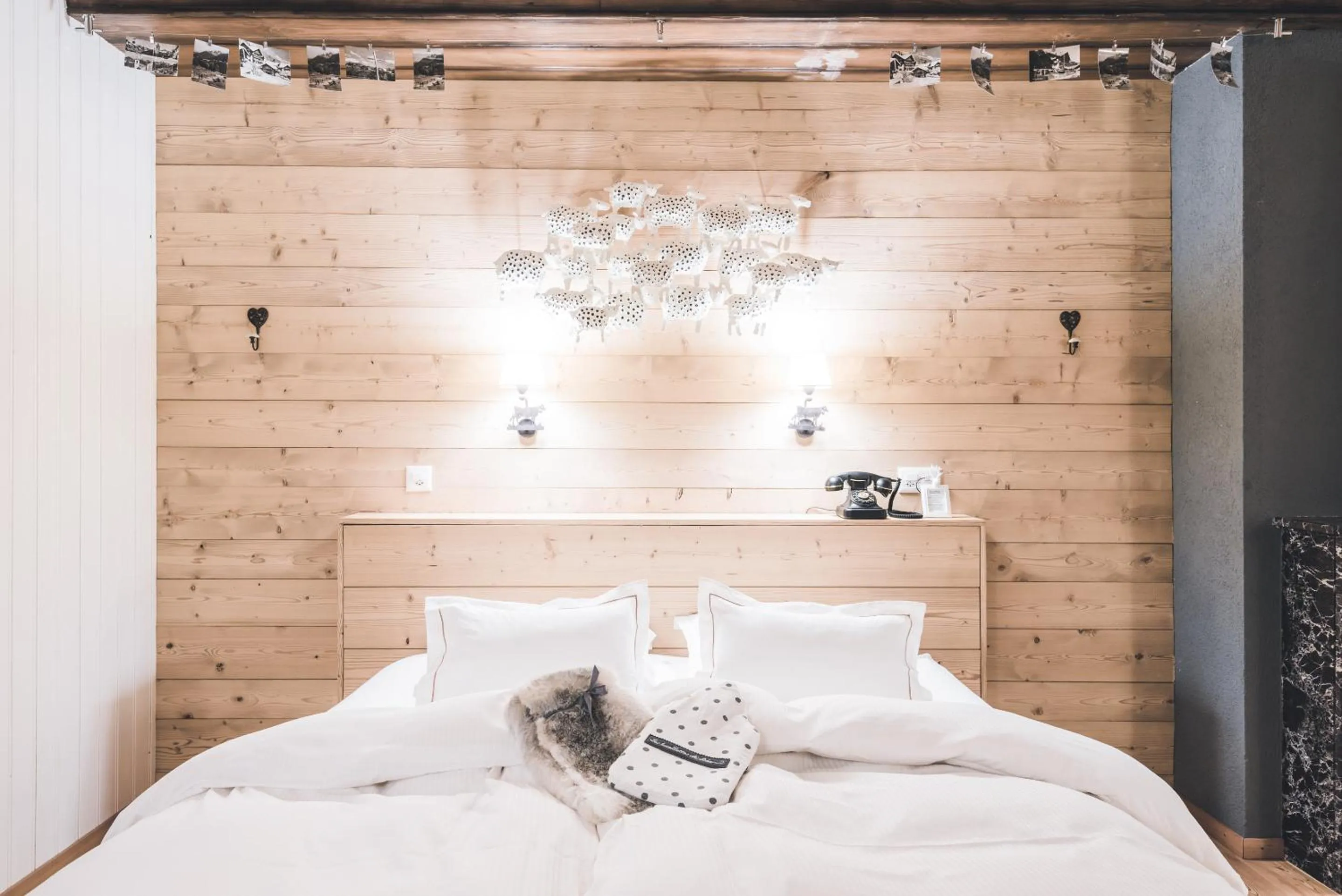 Spring, Bed in Boutique Hotel Beau-Séjour & Spa Superior