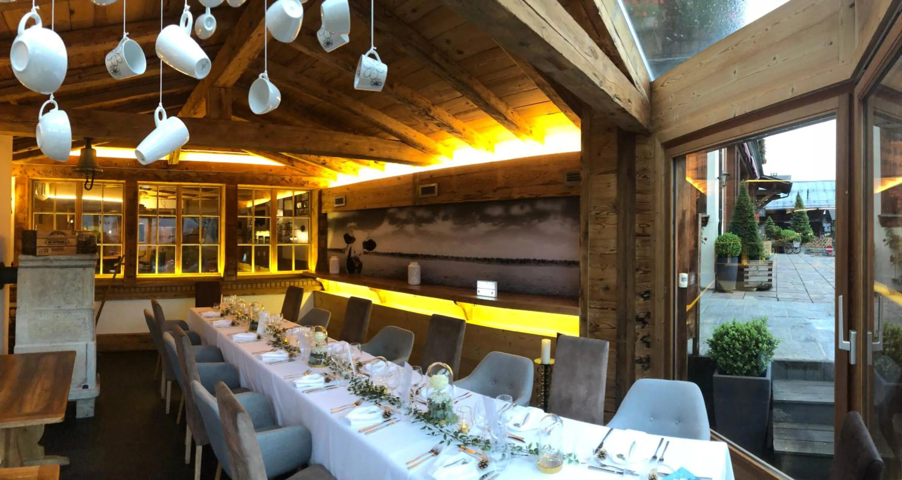 Restaurant/places to eat in Boutique Hotel Beau-Séjour & Spa Superior