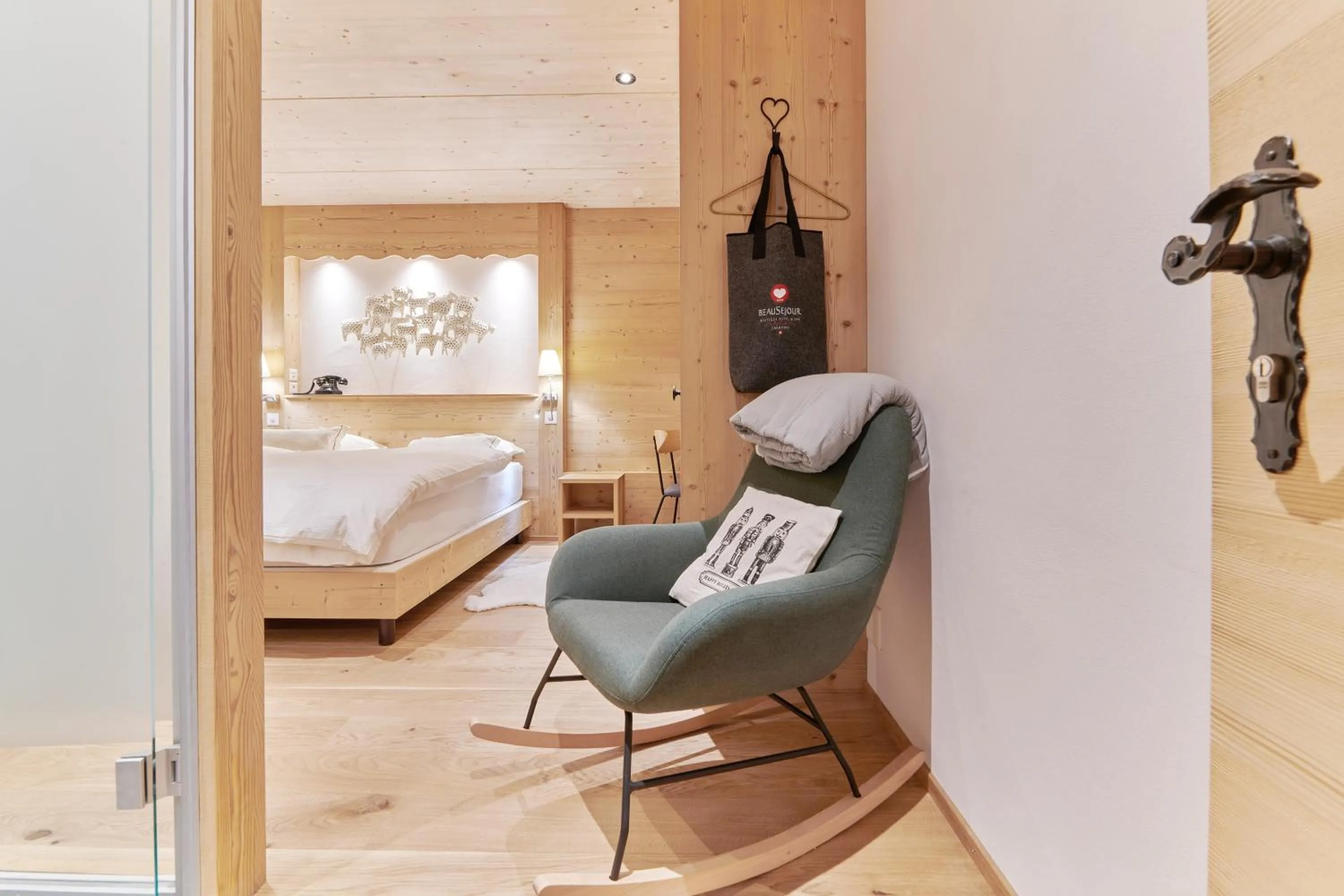 Bedroom, Bed in Boutique Hotel Beau-Séjour & Spa Superior