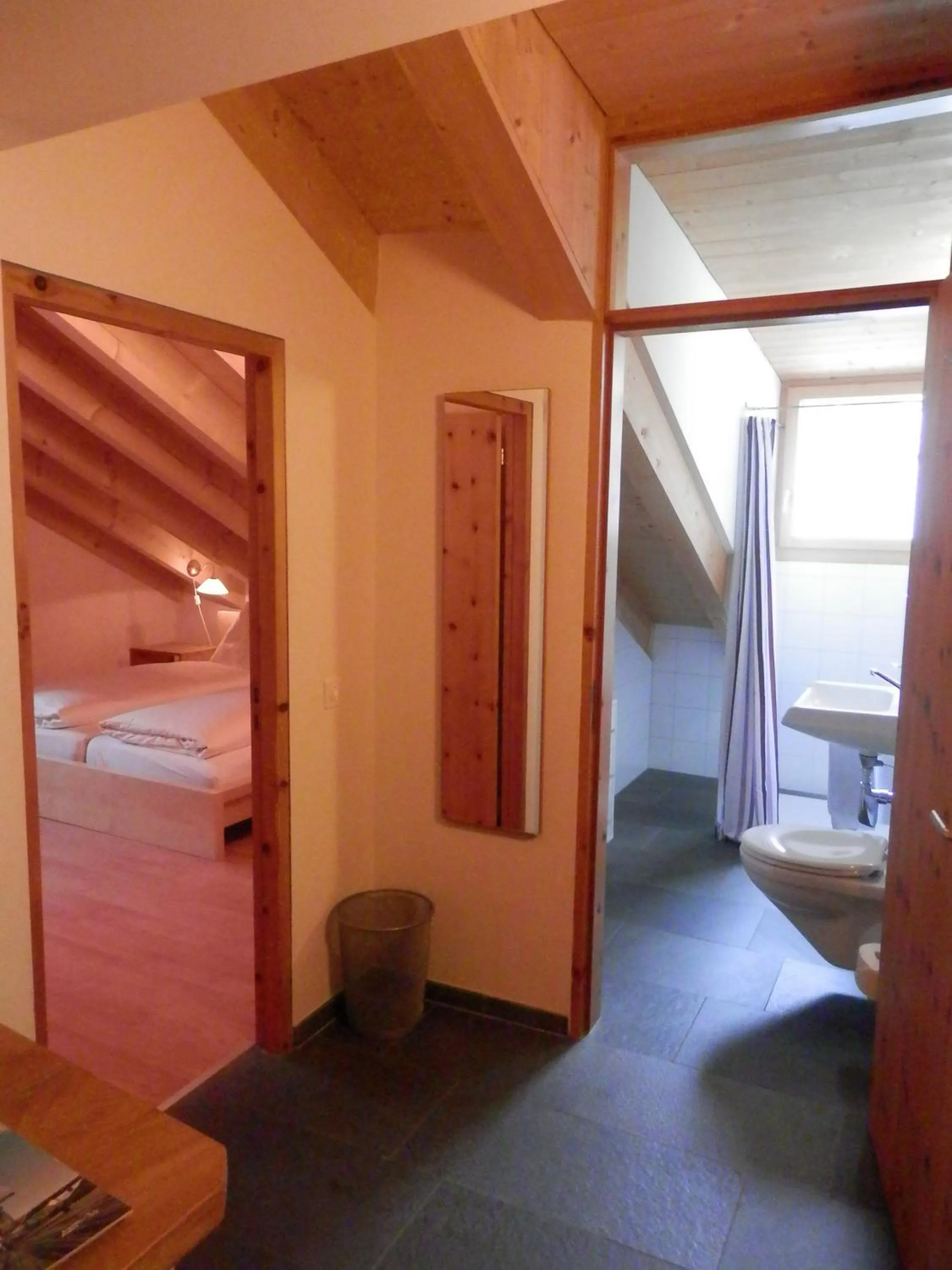 Decorative detail, Bed in Palazzo Mysanus Samedan