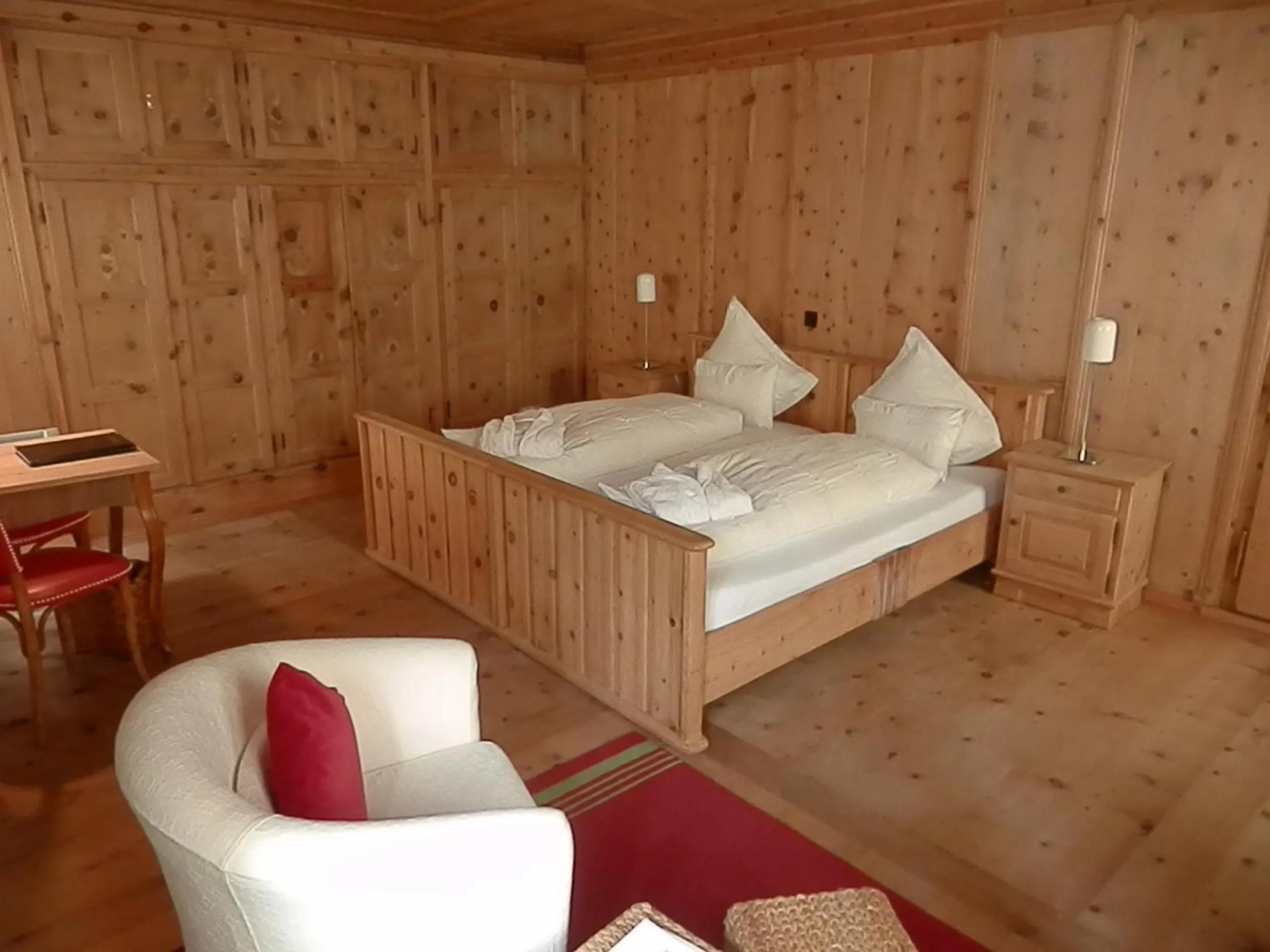 Bedroom, Bed in Palazzo Mysanus Samedan