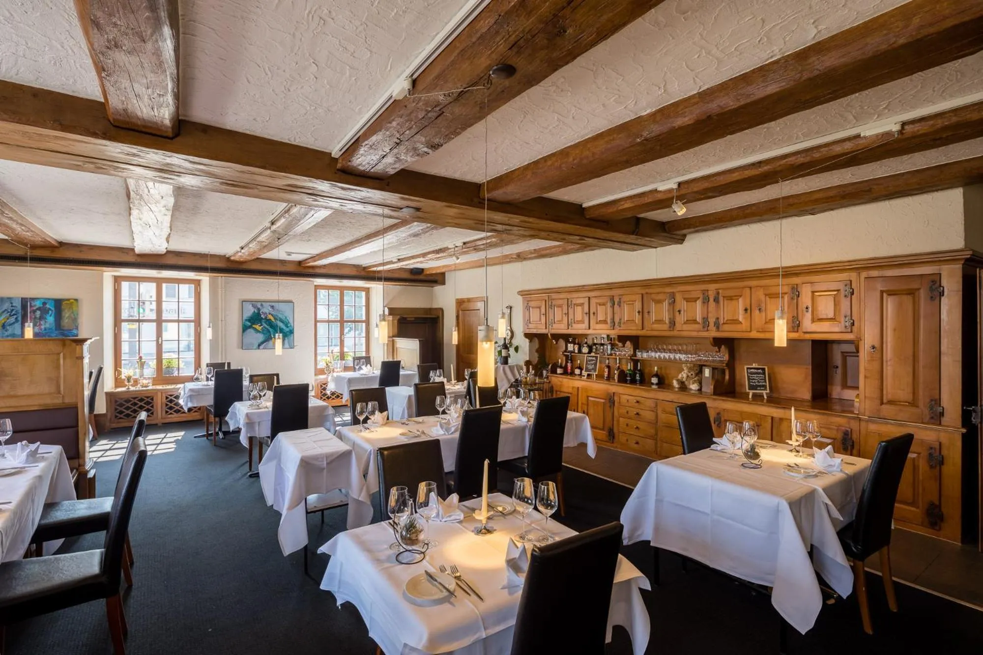 Restaurant/places to eat in Hotel Bären Suhr