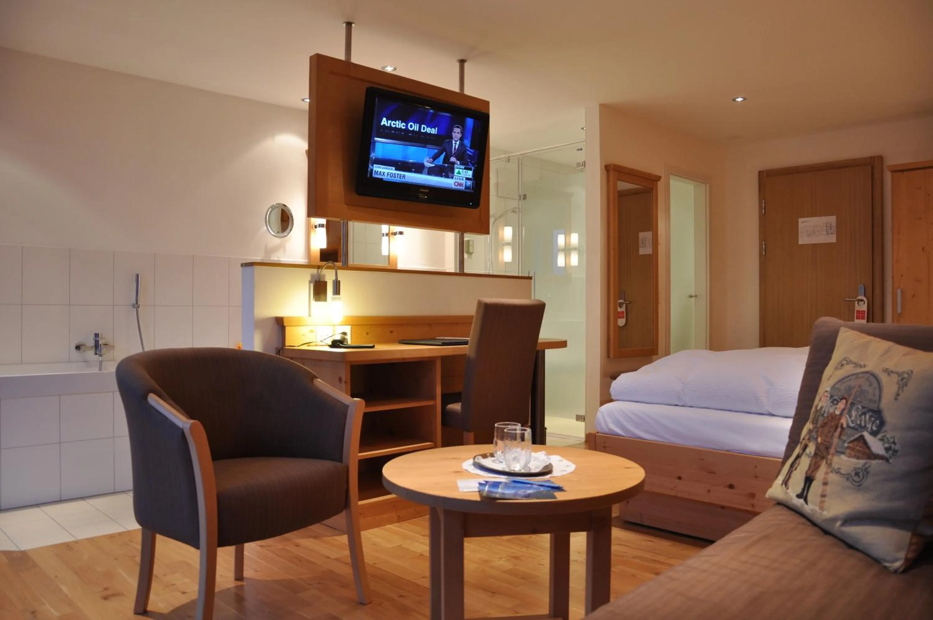 Bed in Hotel Edelweiss Superior