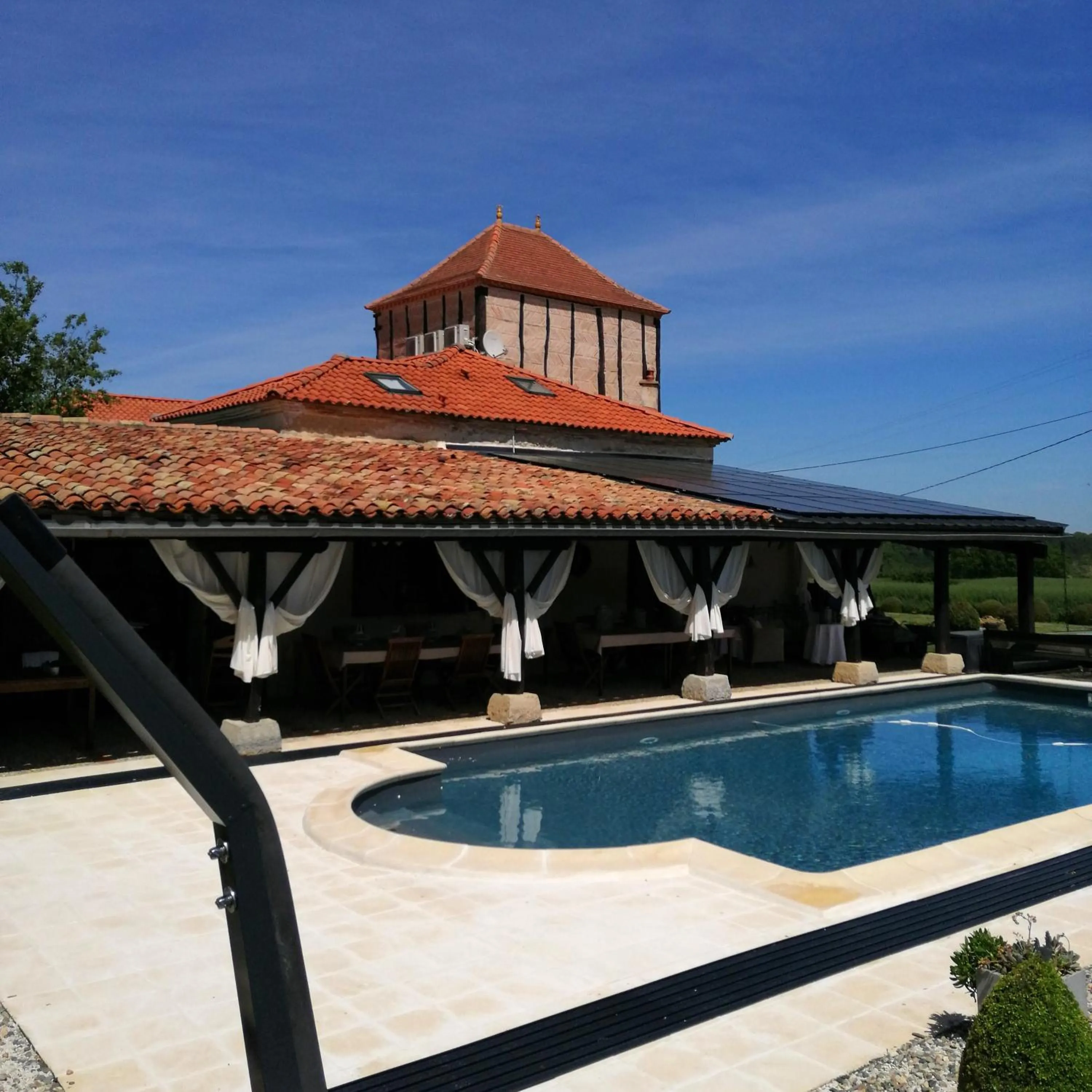 Swimming pool in Chambres Rozies Dunes