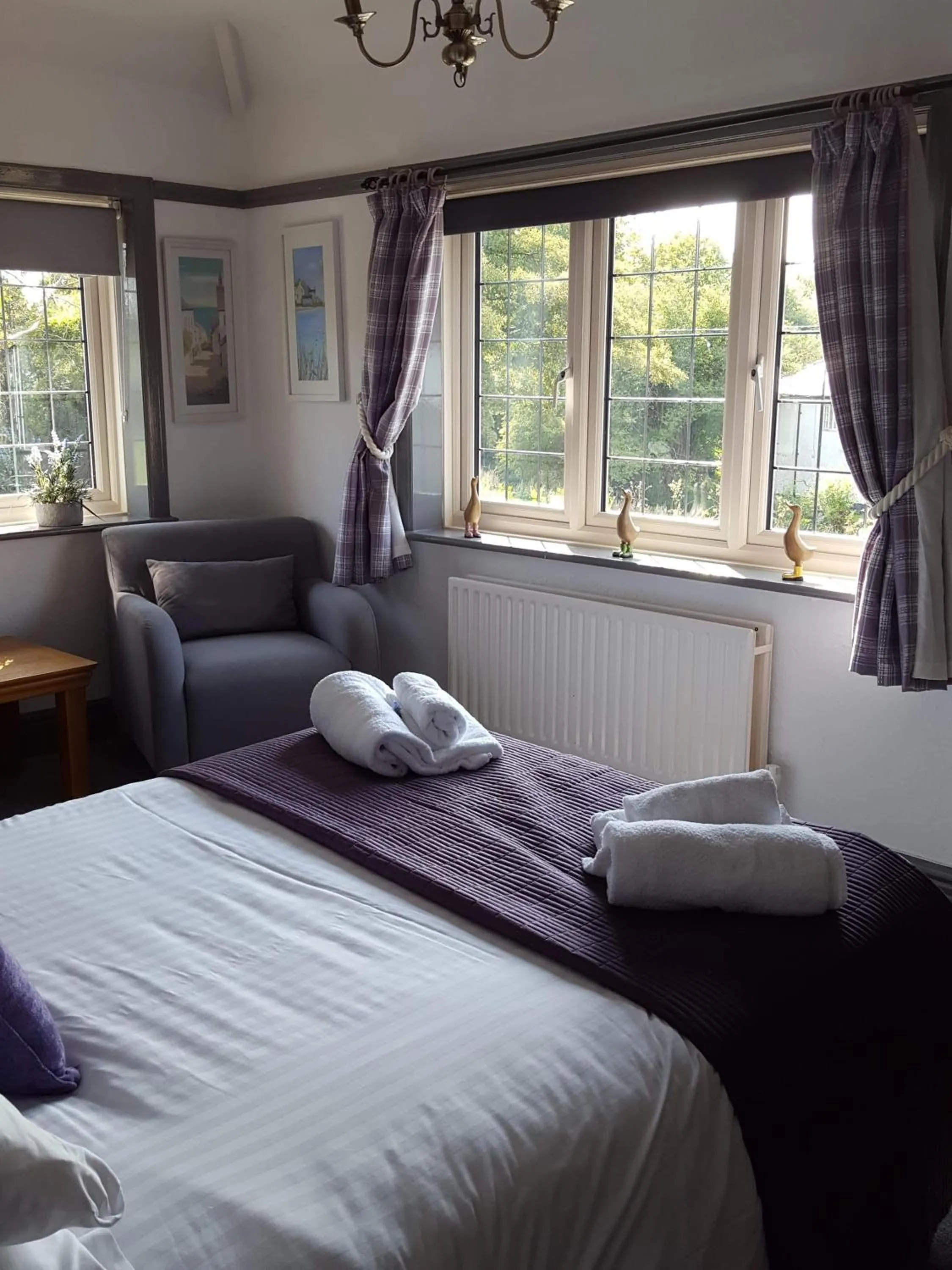 Bedroom, Bed in The George Inn Middle Wallop