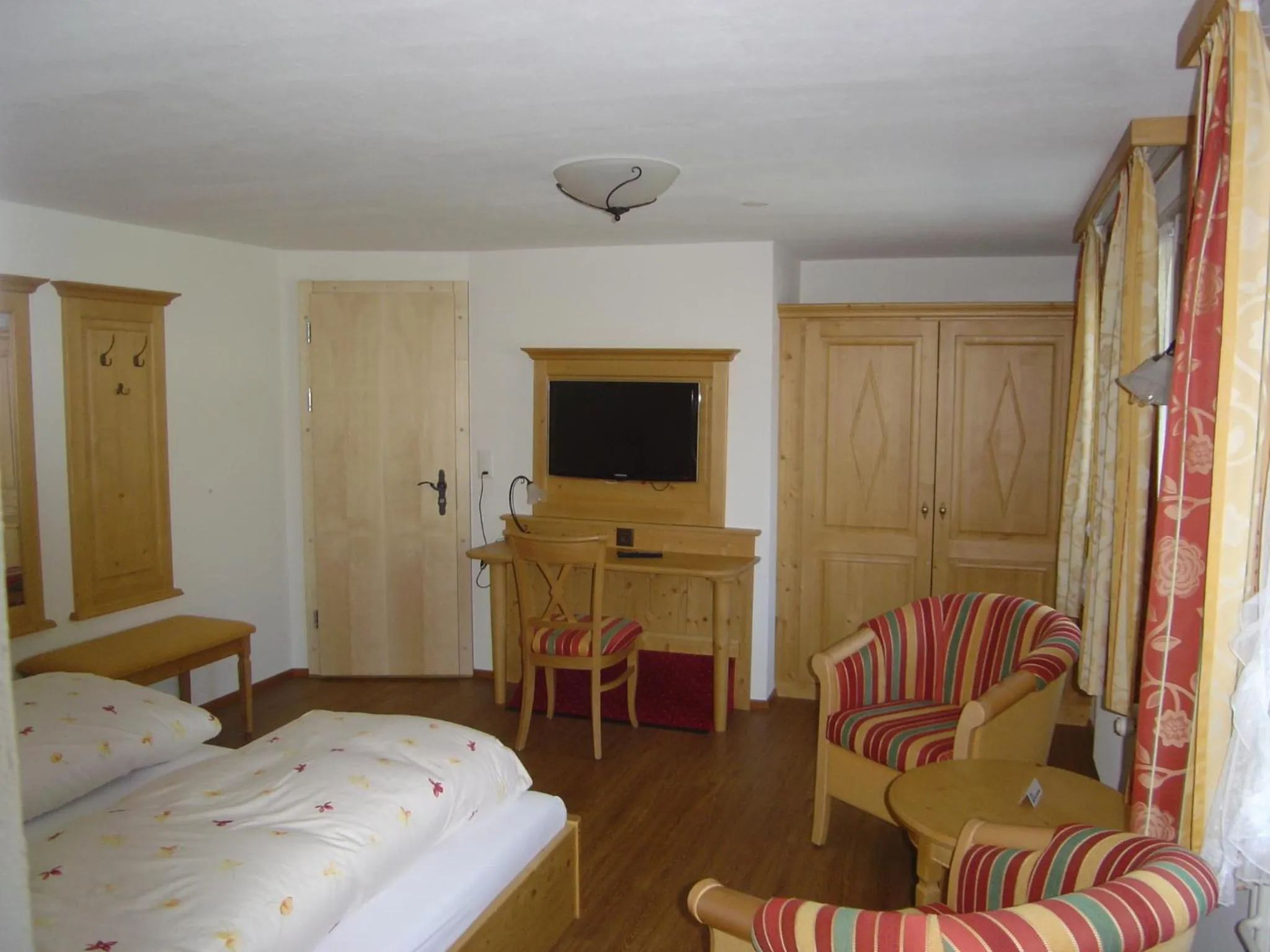 TV and multimedia, Bed in Hotel Blumental