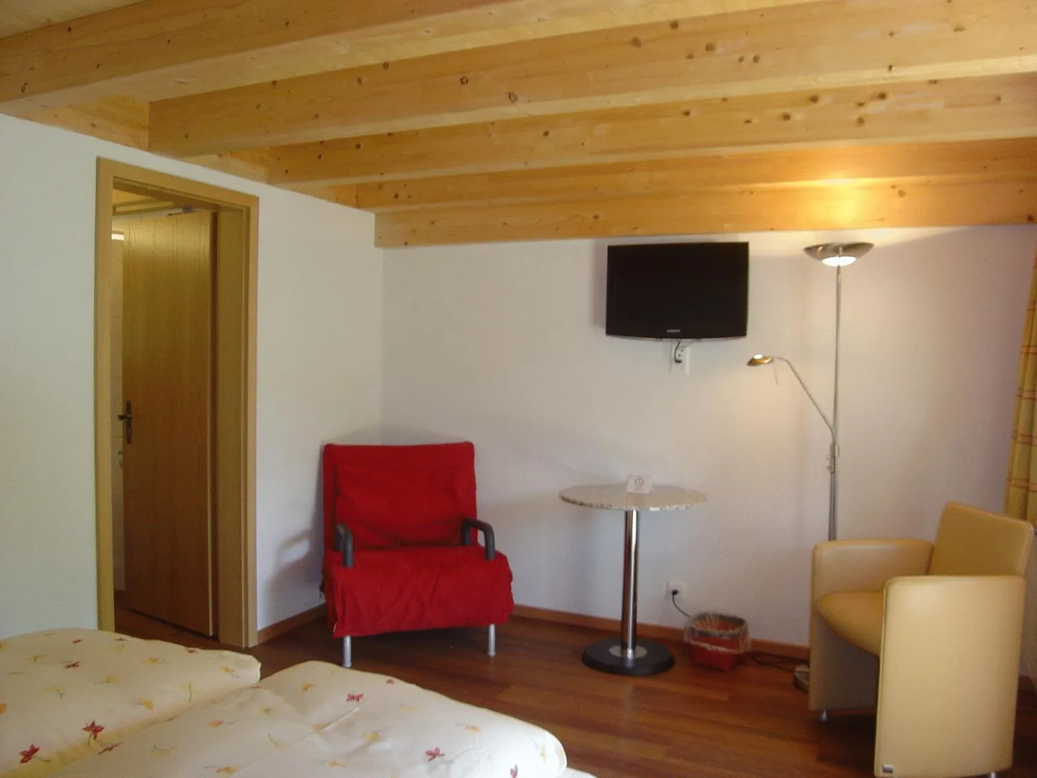 TV and multimedia, Bed in Hotel Blumental