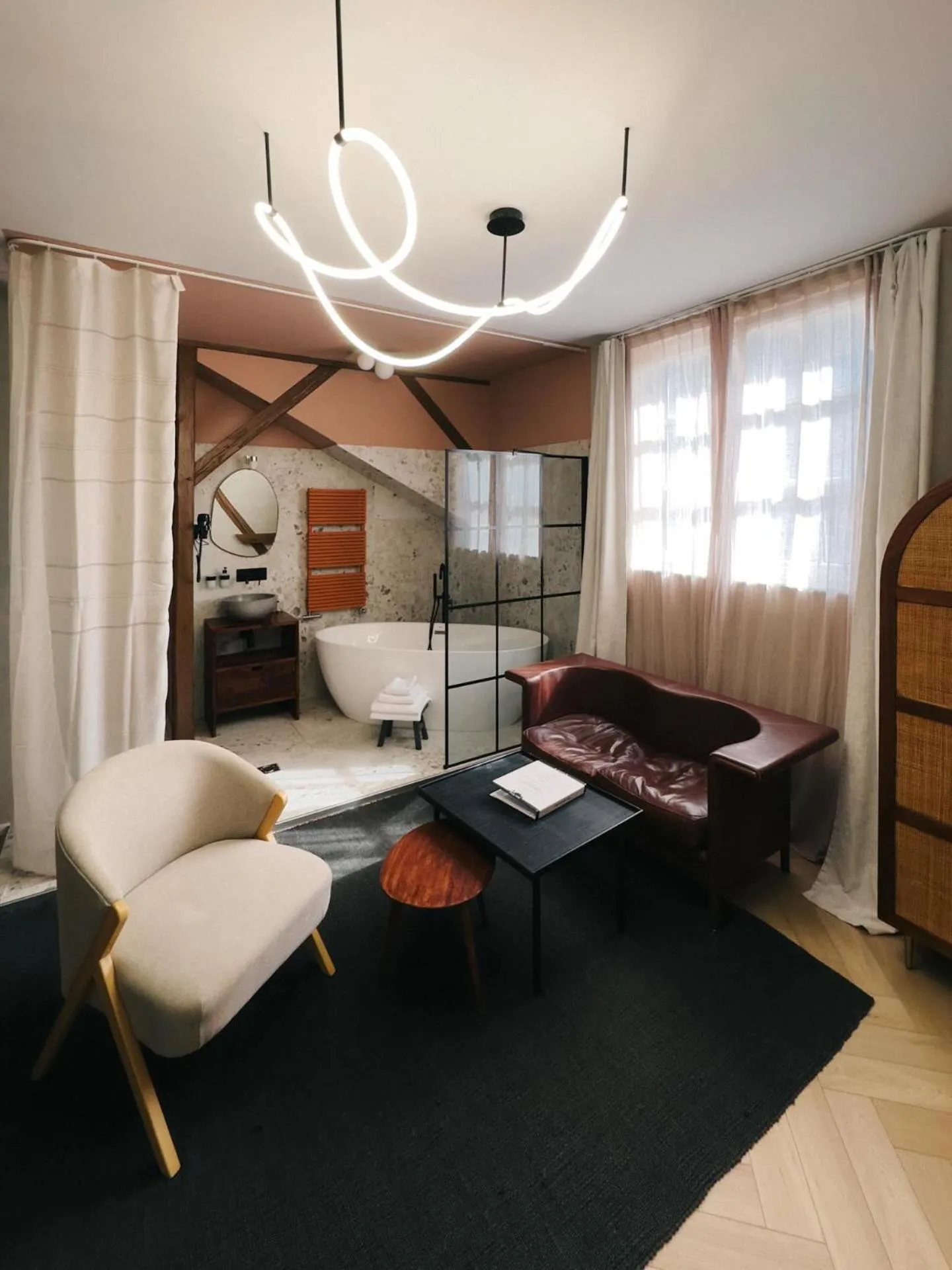 Photo of the whole room in Nest