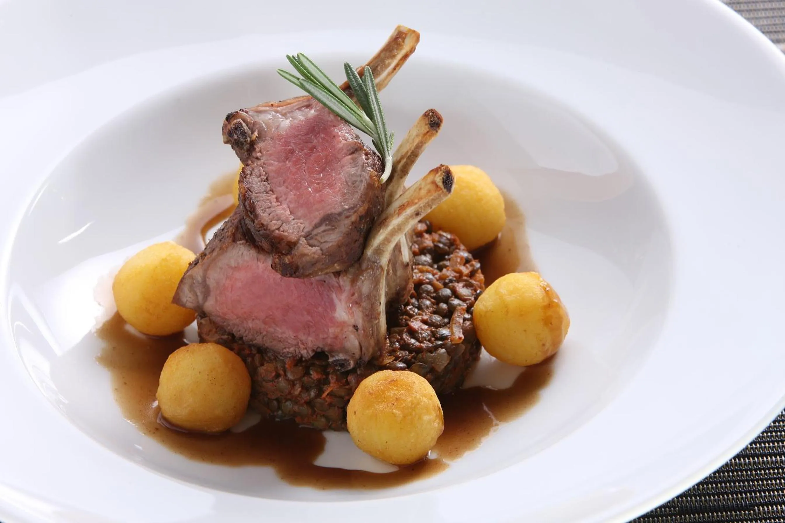 Restaurant/places to eat in Hotel Gloria