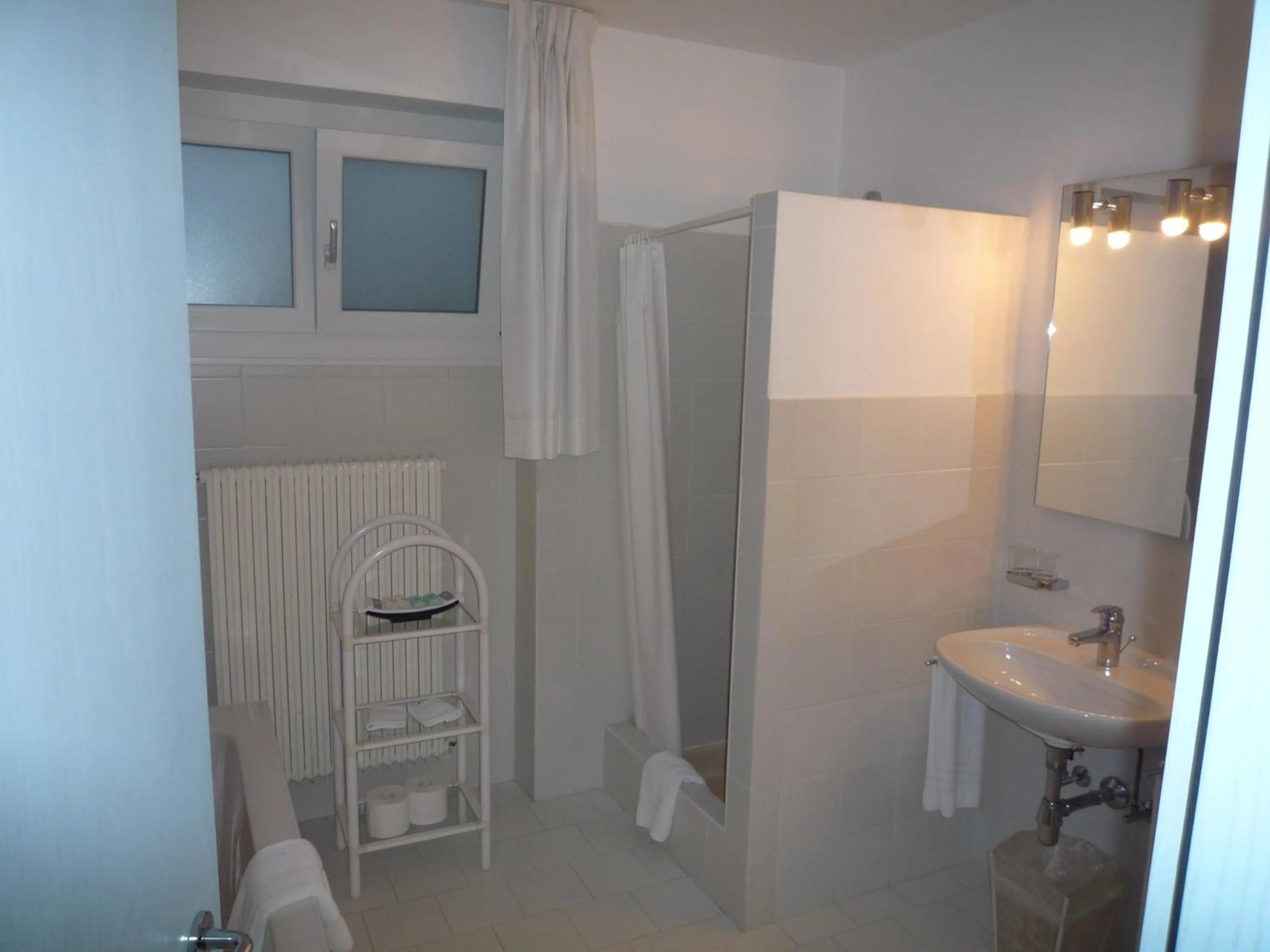 Photo of the whole room in Villa Garni Gardenia