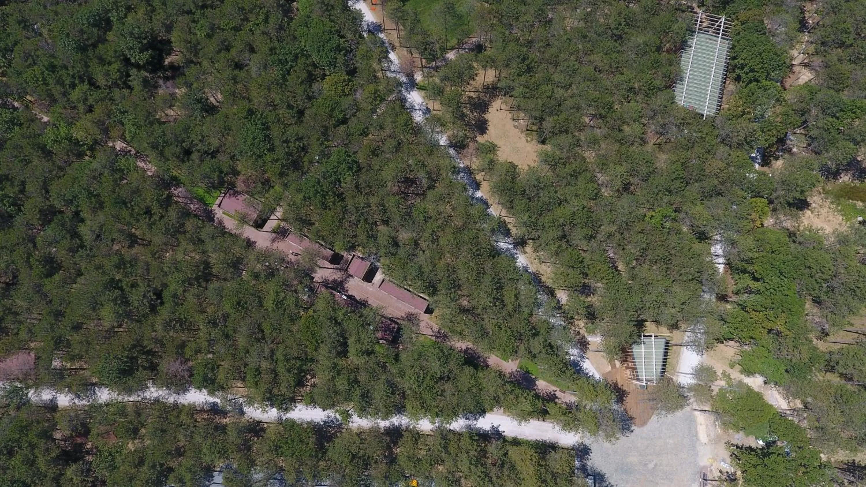 Bird's eye view in LONGOSPHERE GLAMPING