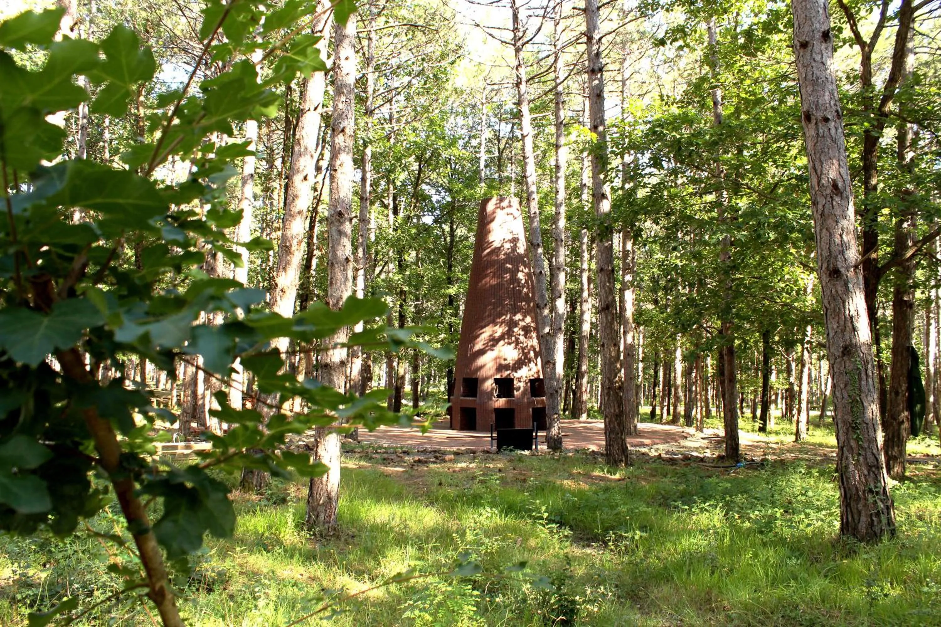 BBQ facilities in LONGOSPHERE GLAMPING