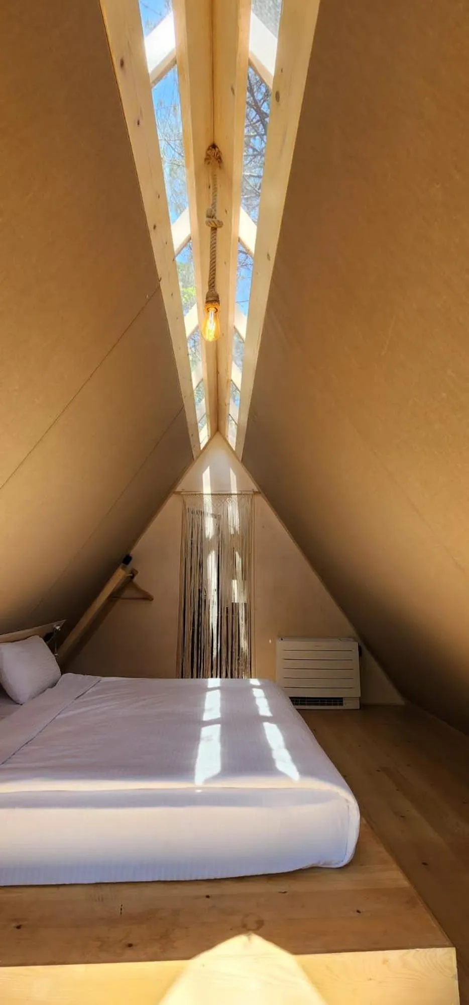 Bed in LONGOSPHERE GLAMPING