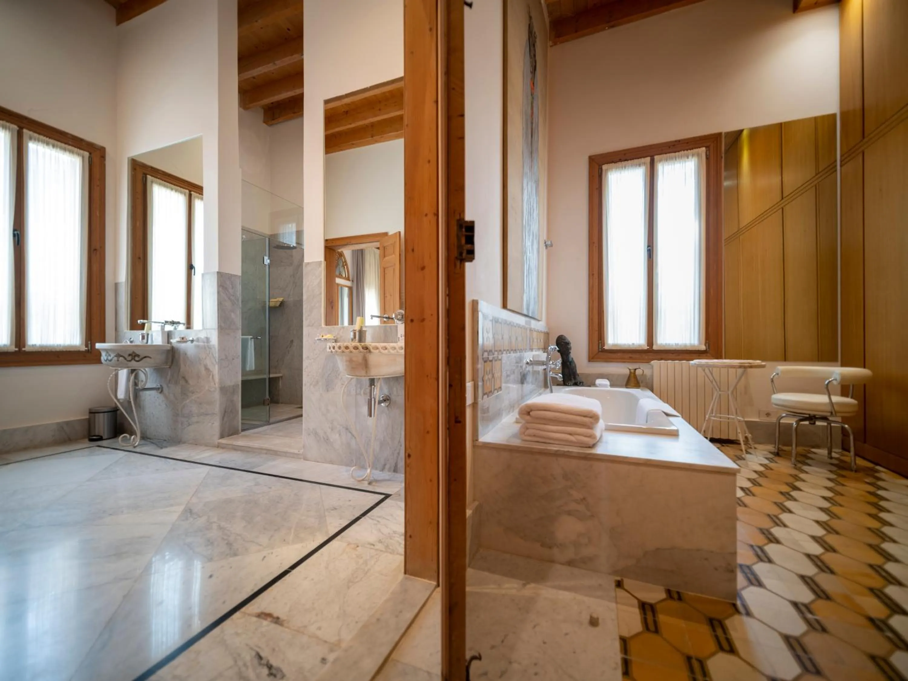 Bathroom in Arthaus Beirut