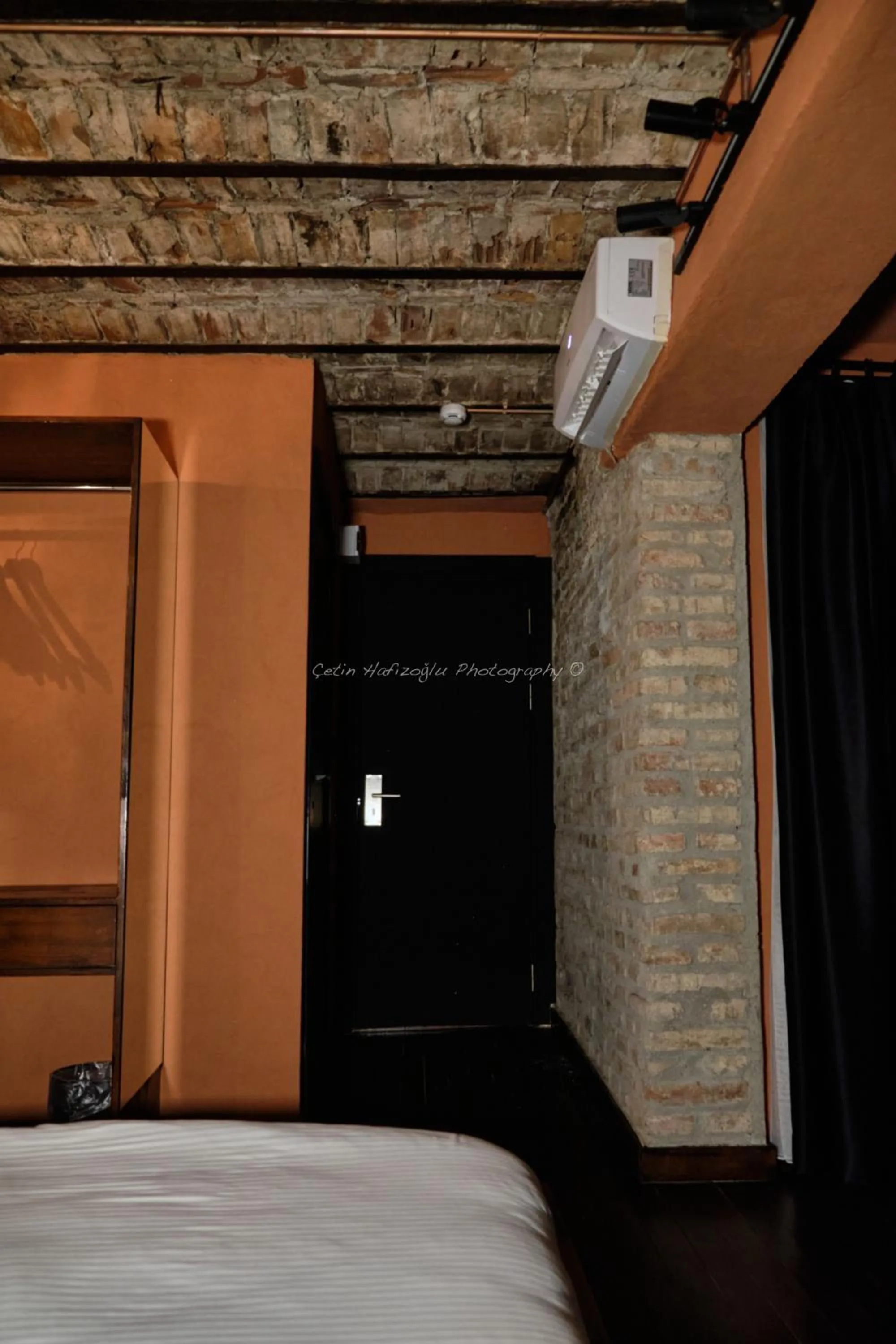 Photo of the whole room, Bed in Reu de Hotel