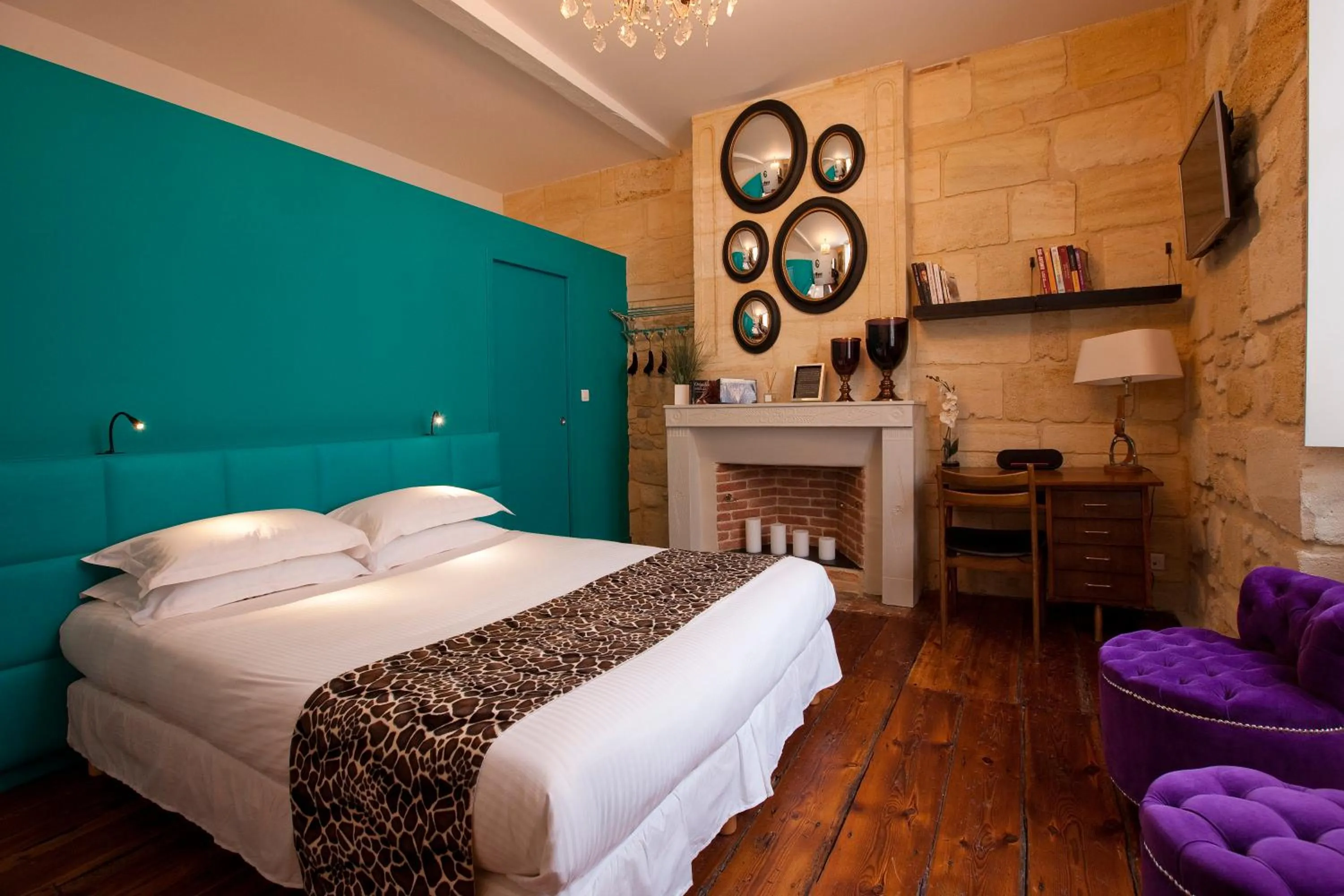 Bed in Une Chambre Chez Dupont