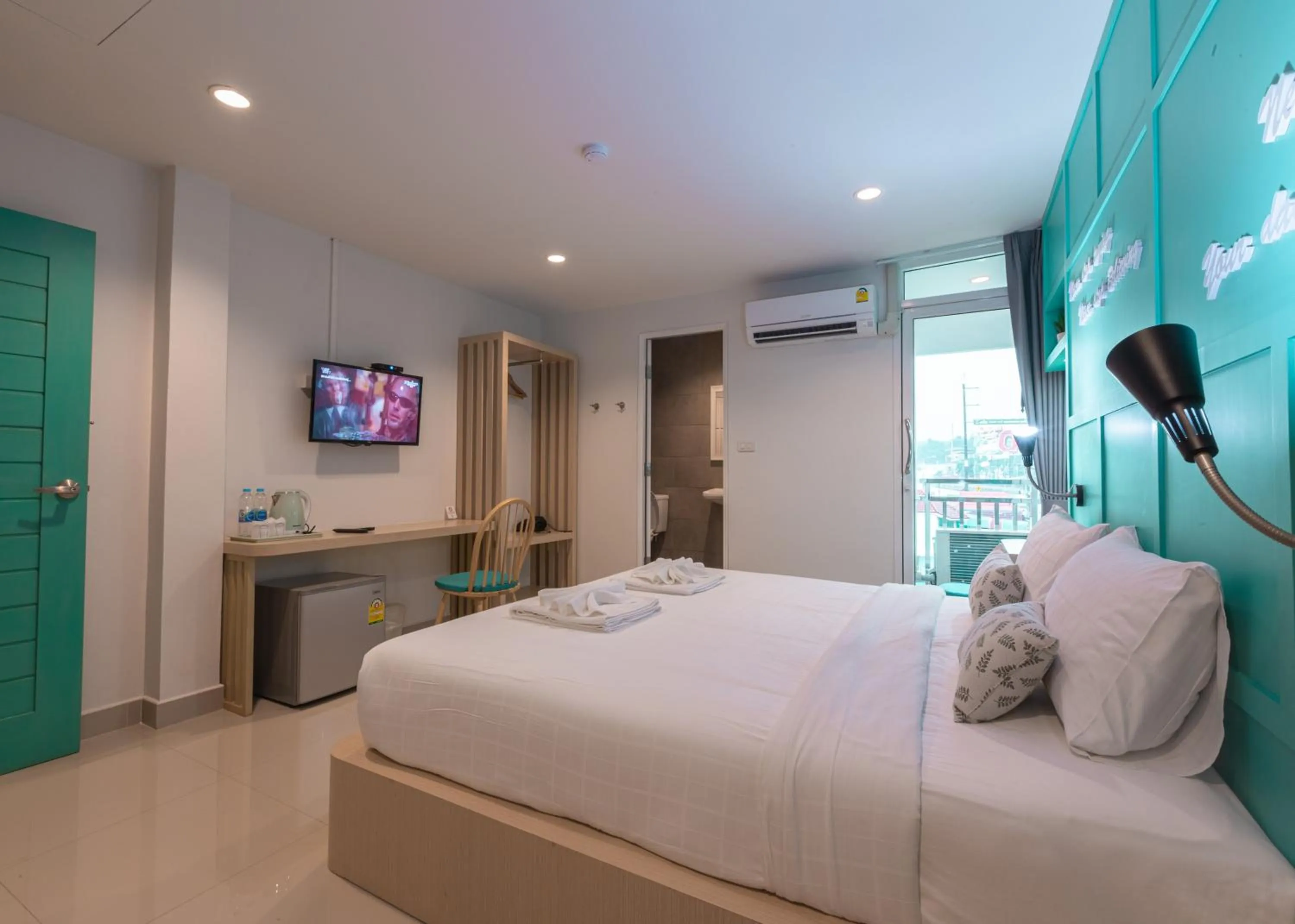 Bedroom, Bed in Tiny Krabi Hotel