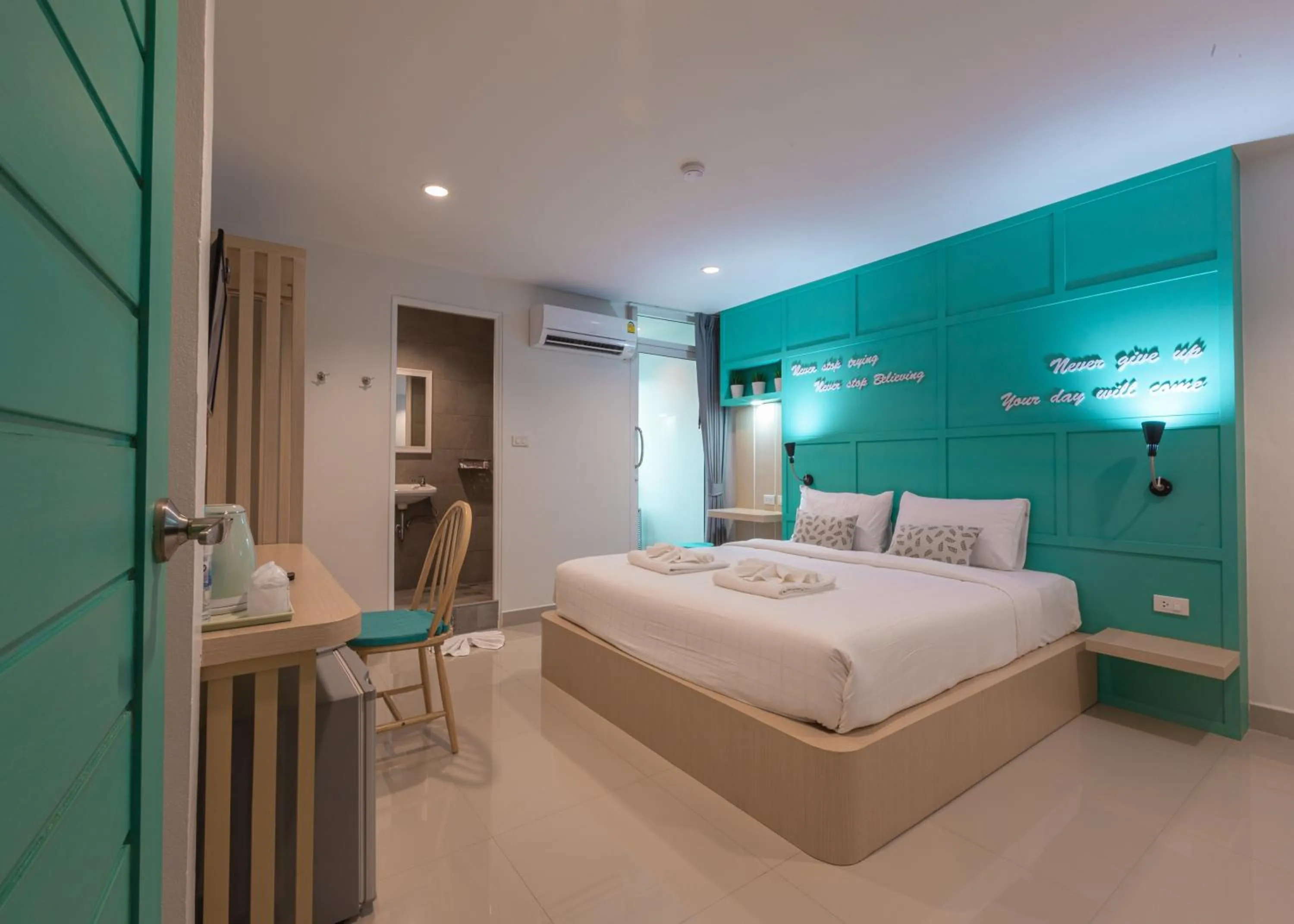 Bedroom, Bed in Tiny Krabi Hotel