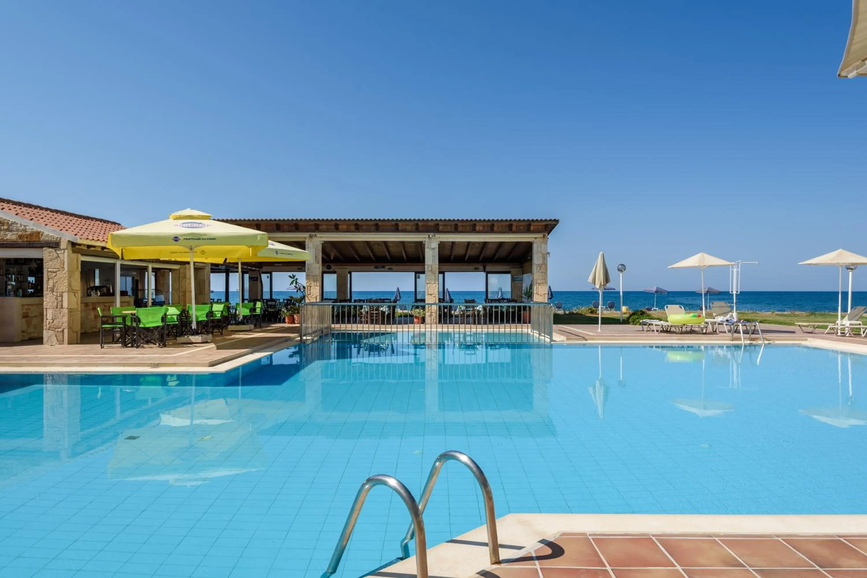 Swimming pool in Kostakis Beach