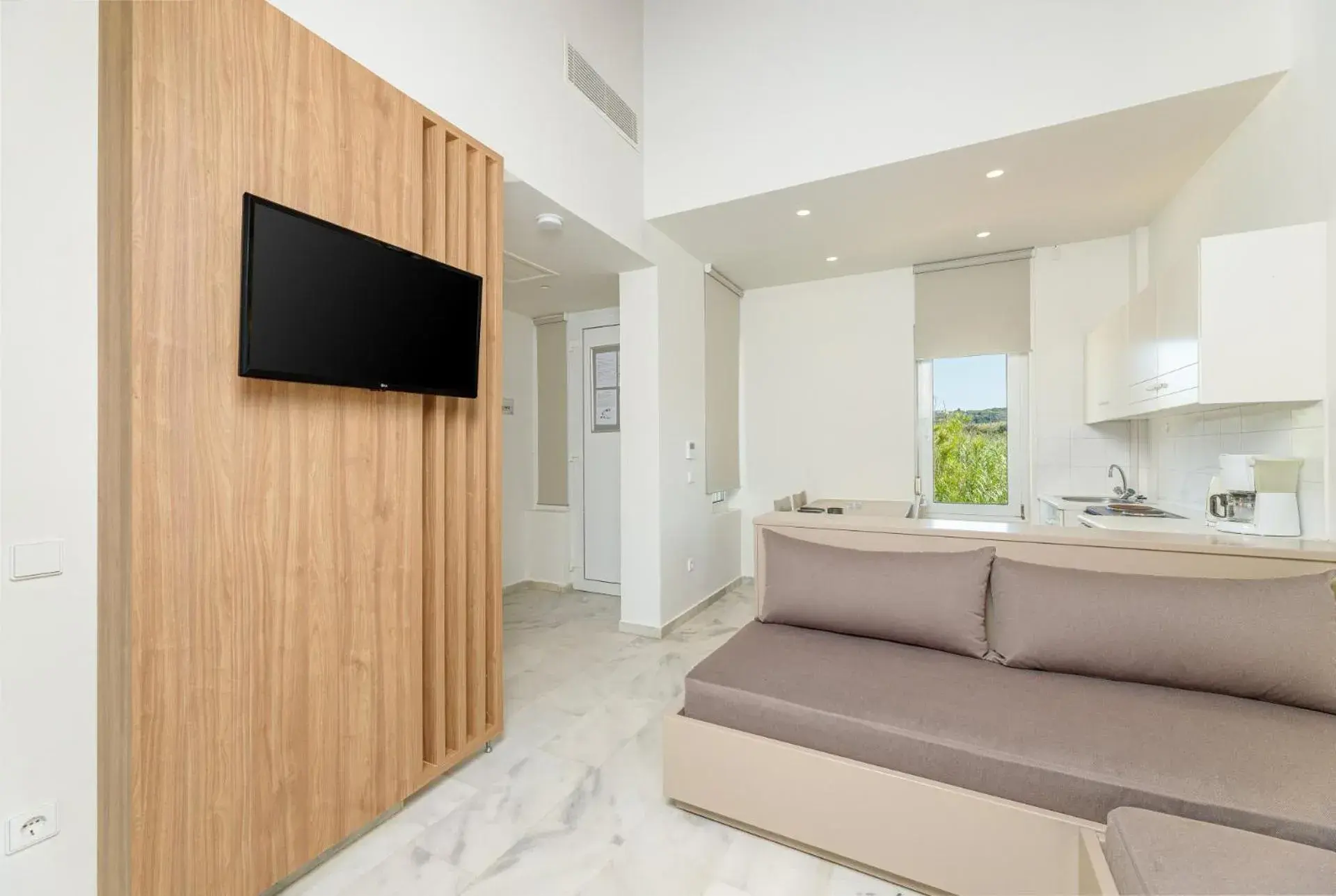 Family Sea View in Kostakis Beach Family Sea View in Kostakis Beach