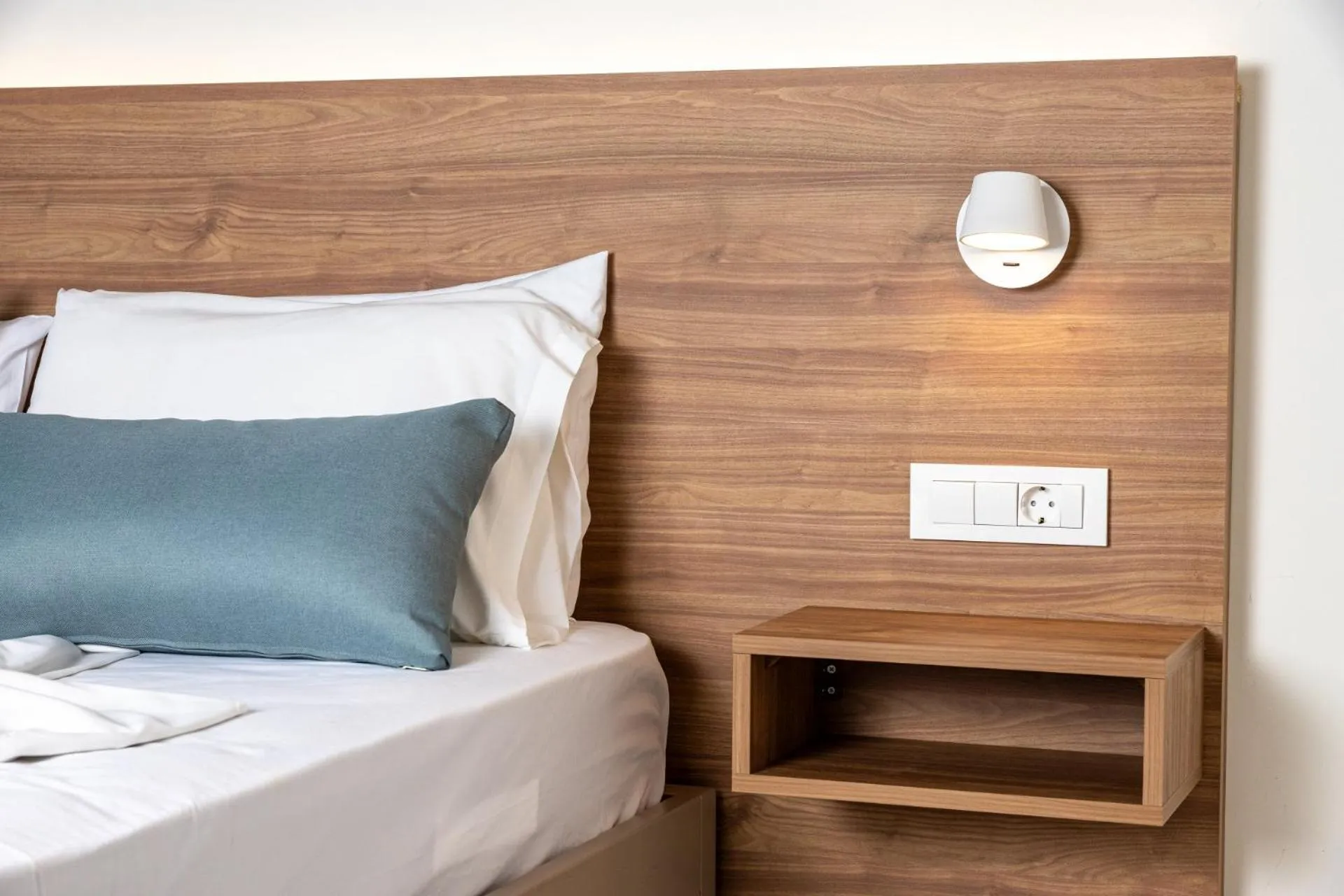 Decorative detail, Bed in Kostakis Beach